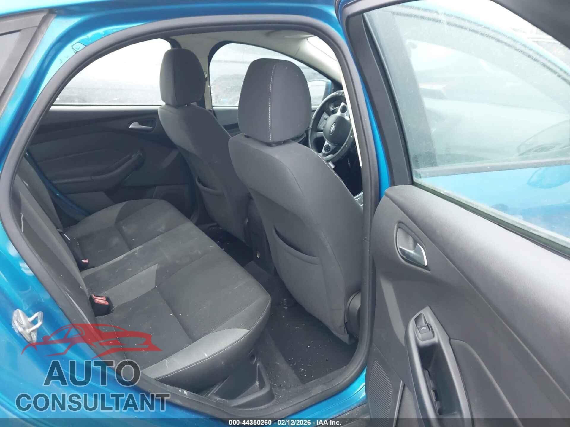 FORD FOCUS 2014 - 1FADP3F26EL167174