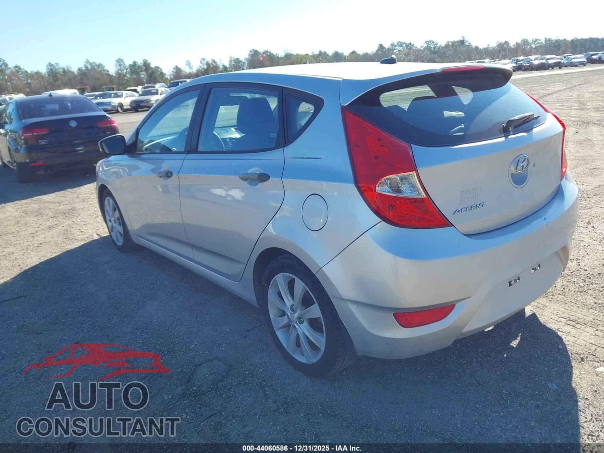 HYUNDAI ACCENT 2013 - KMHCU5AEXDU076702