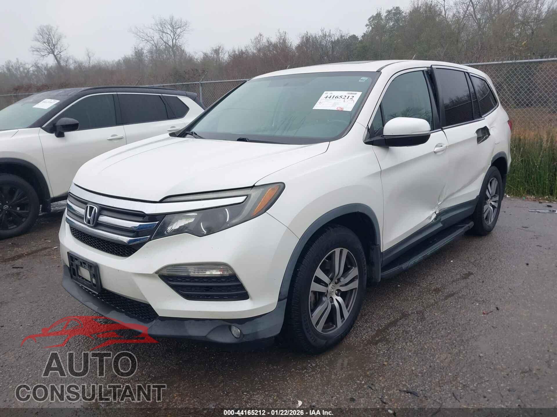 HONDA PILOT 2017 - 5FNYF5H75HB003537