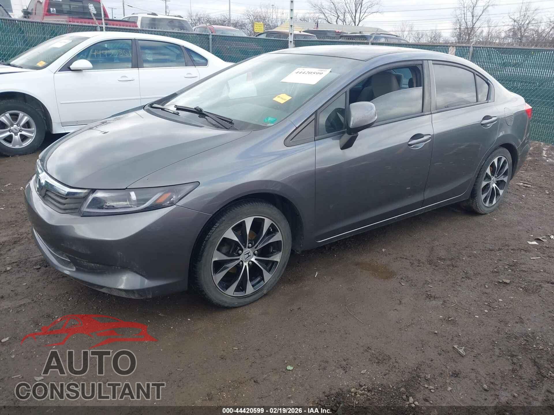 HONDA CIVIC 2012 - 2HGFB2F52CH317623
