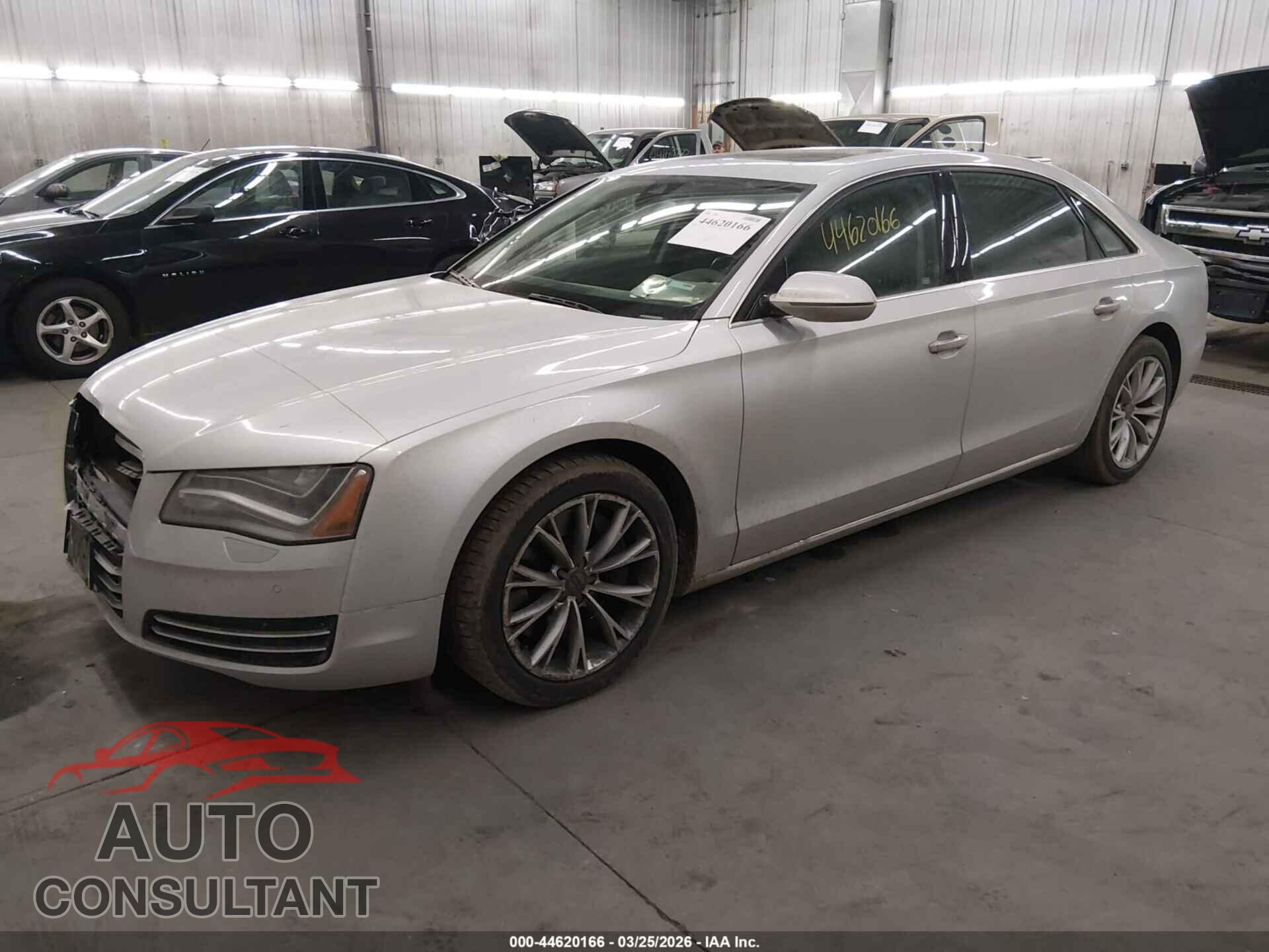 AUDI A8 L 2012 - WAURVAFD3CN010907