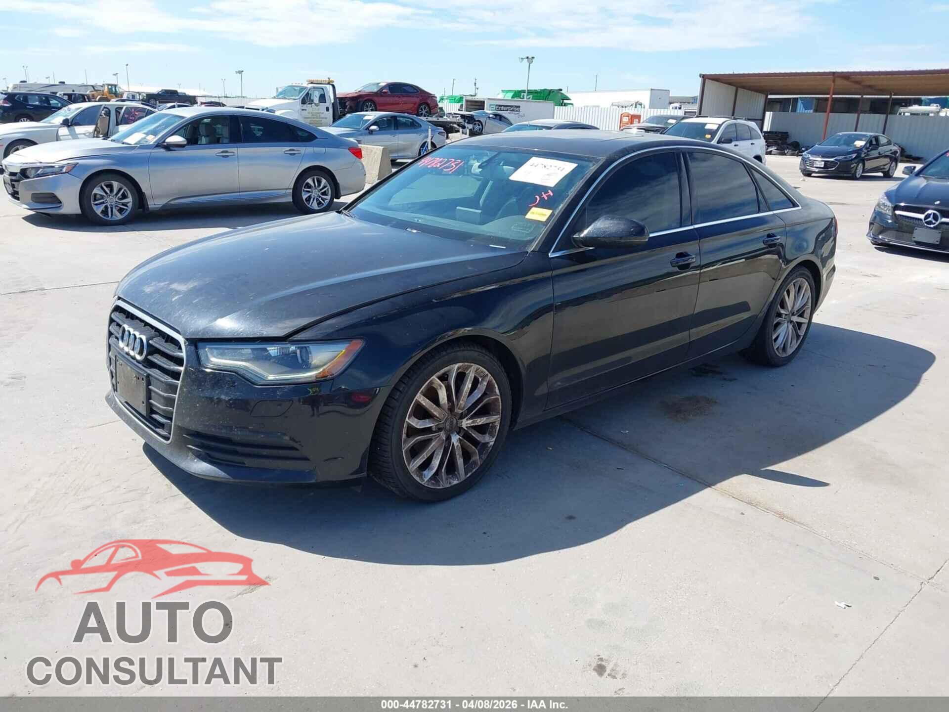 AUDI A6 2013 - WAUDFAFC8DN008621