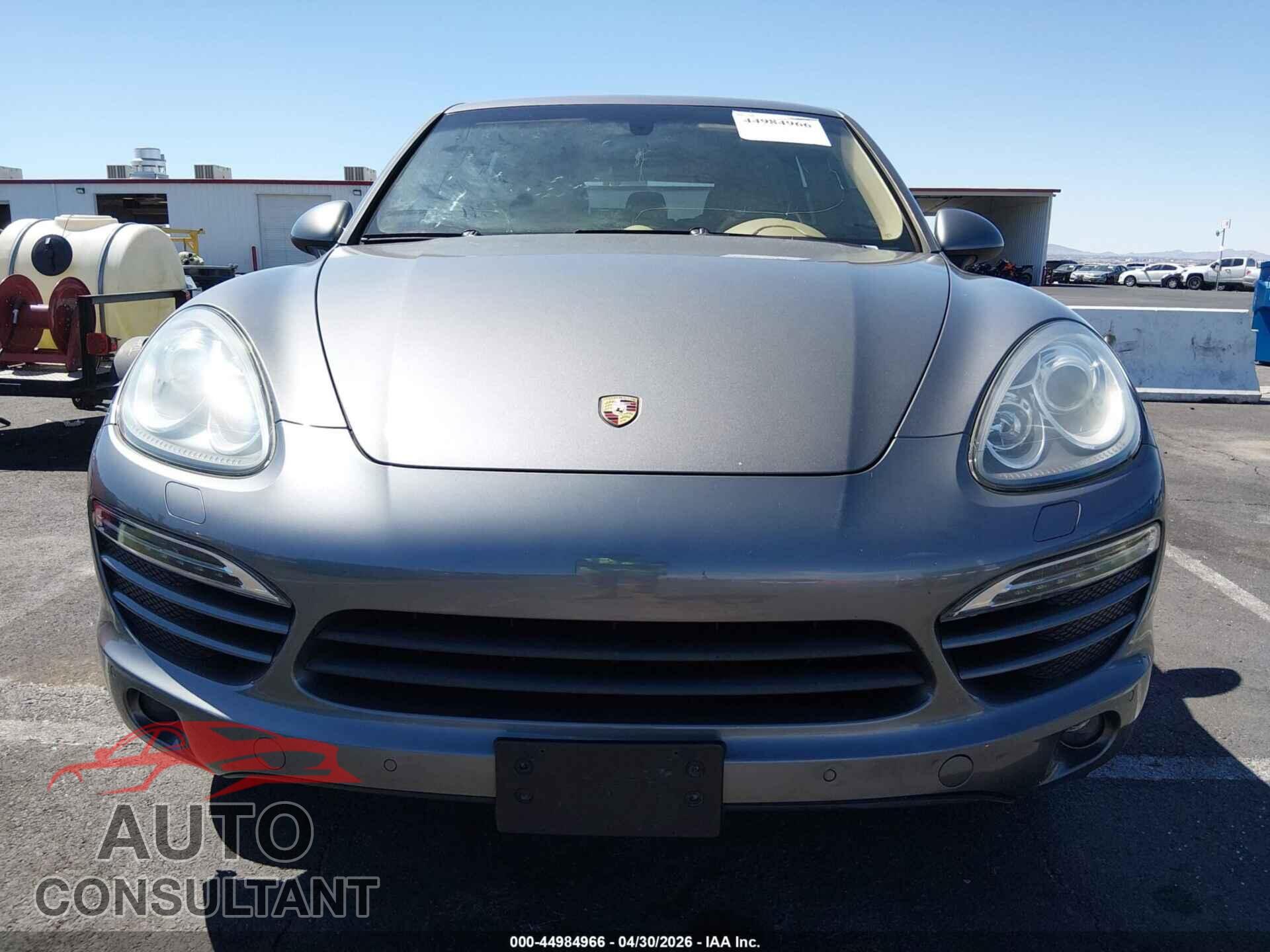 PORSCHE CAYENNE 2012 - WP1AA2A2XCLA09576