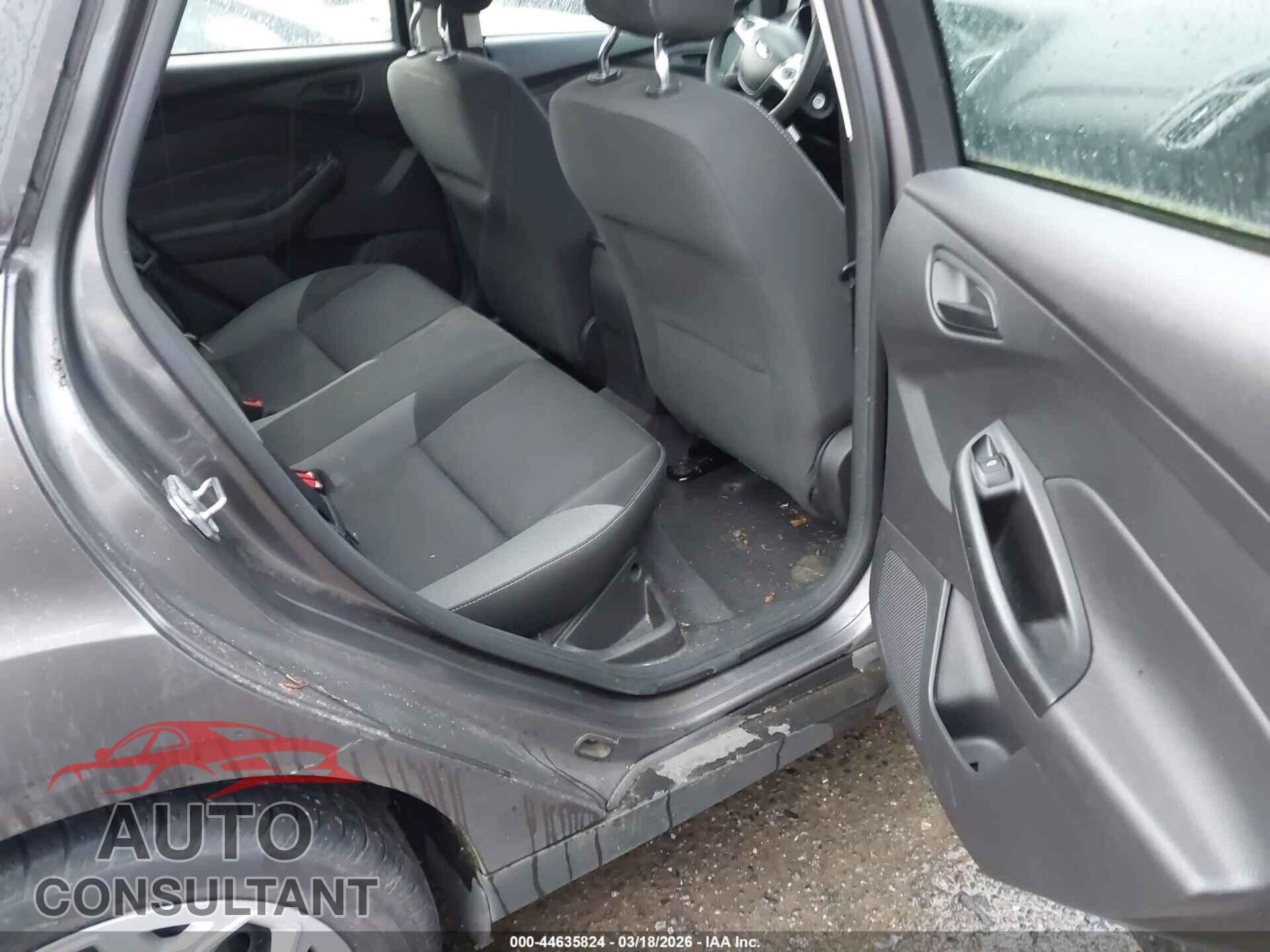 FORD FOCUS 2012 - 1FAHP3F20CL206355