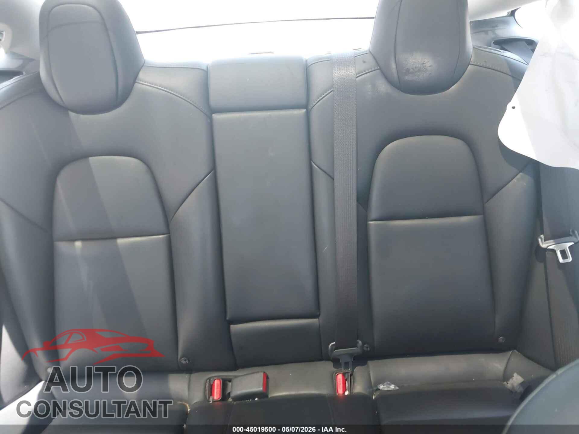 TESLA MODEL 3 2020 - 5YJ3E1EA2LF670077