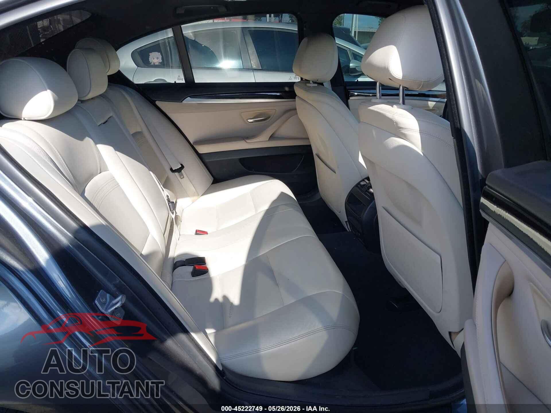 BMW 528I 2015 - WBA5A5C5XFD523077
