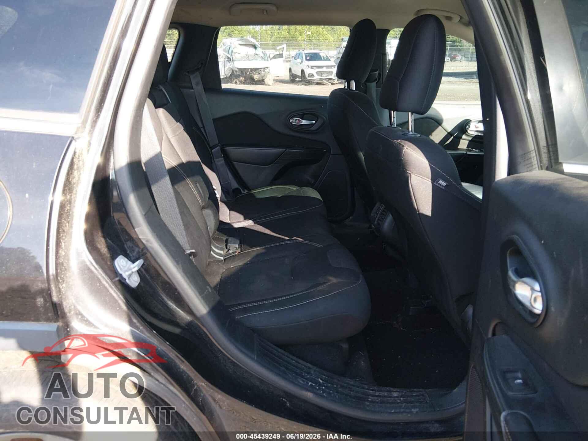 JEEP CHEROKEE 2015 - 1C4PJMCS2FW794618