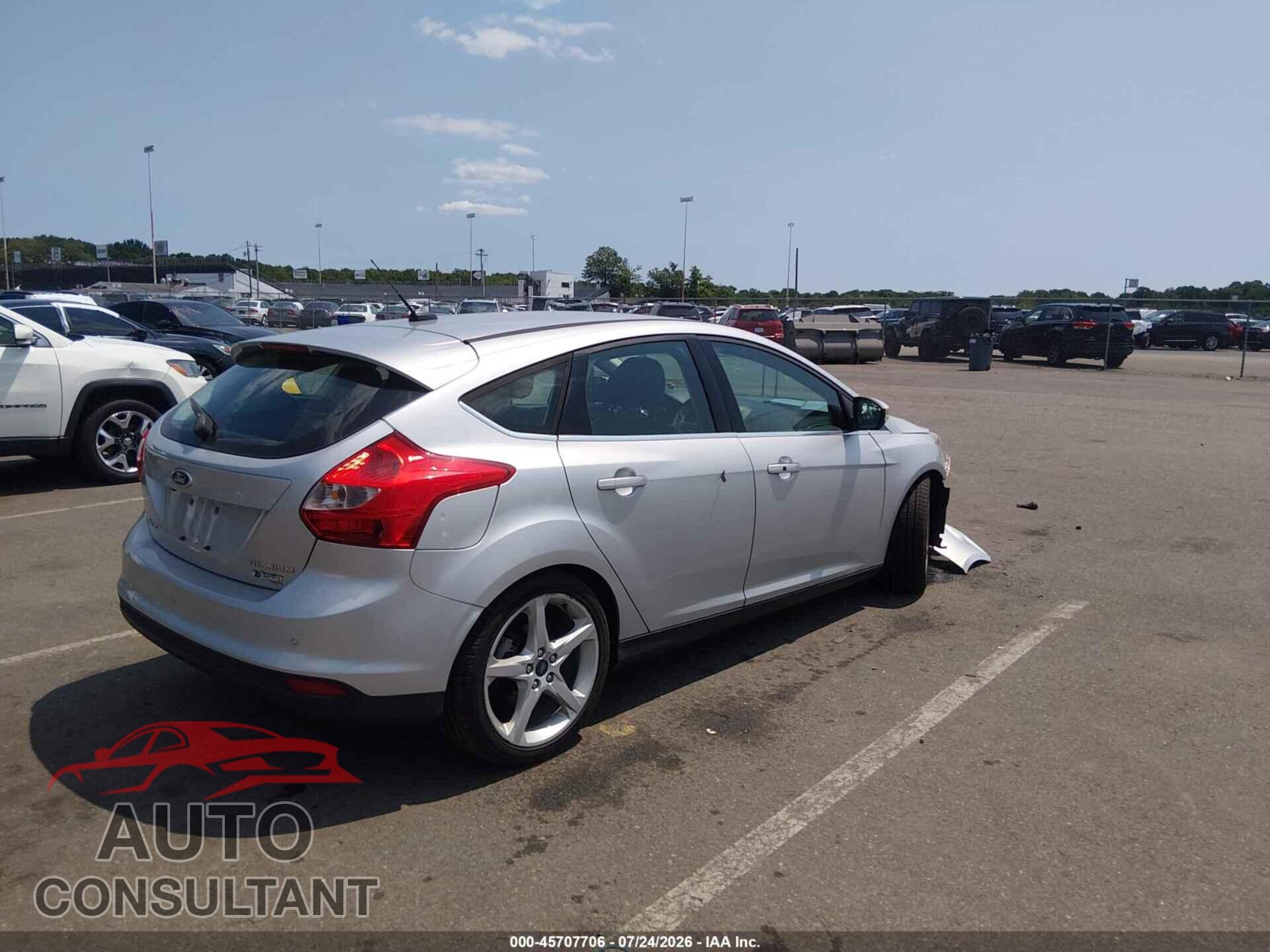FORD FOCUS 2014 - 1FADP3N26EL146830