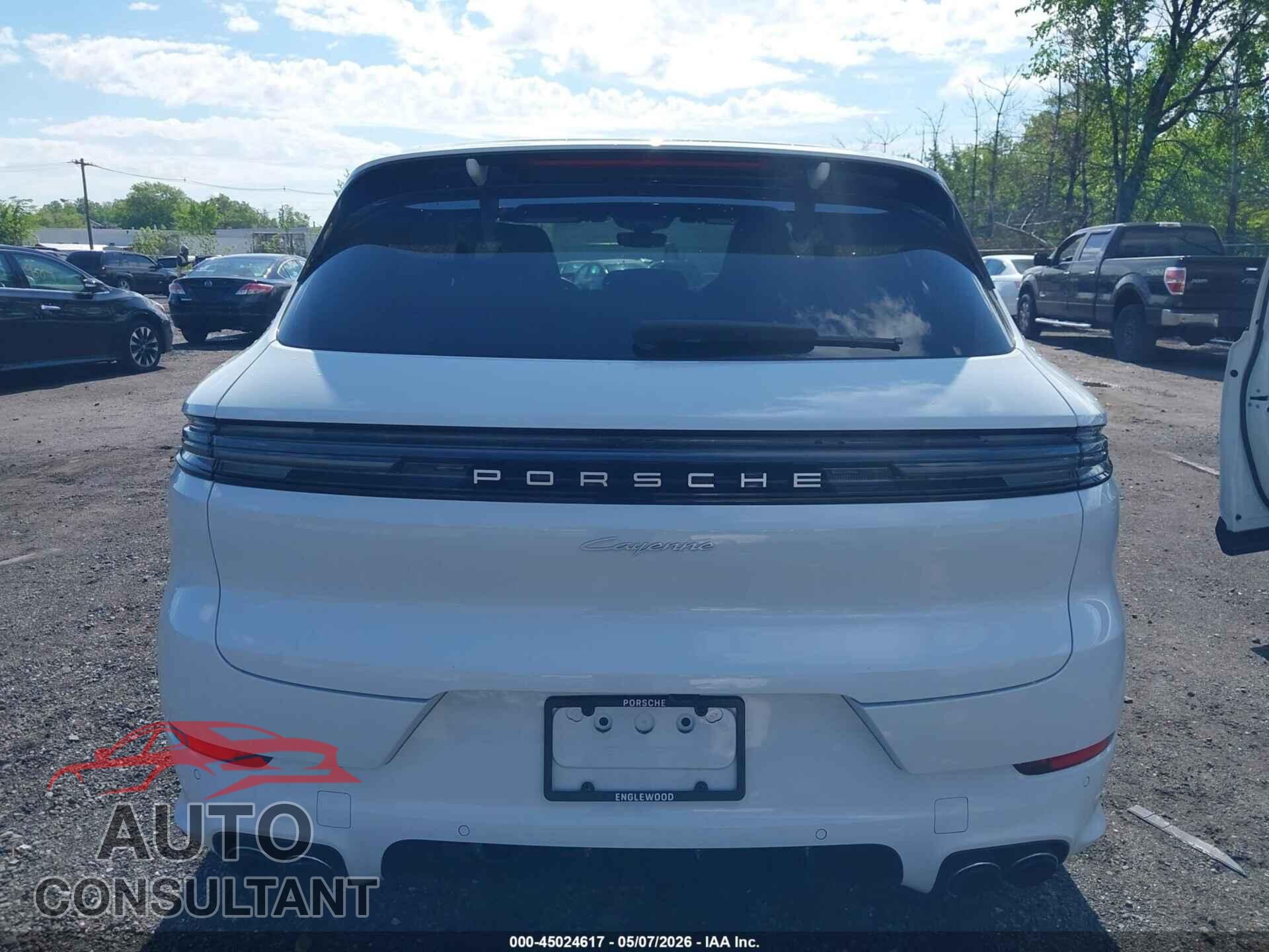 PORSCHE CAYENNE 2024 - WP1AA2AY1RDA09537