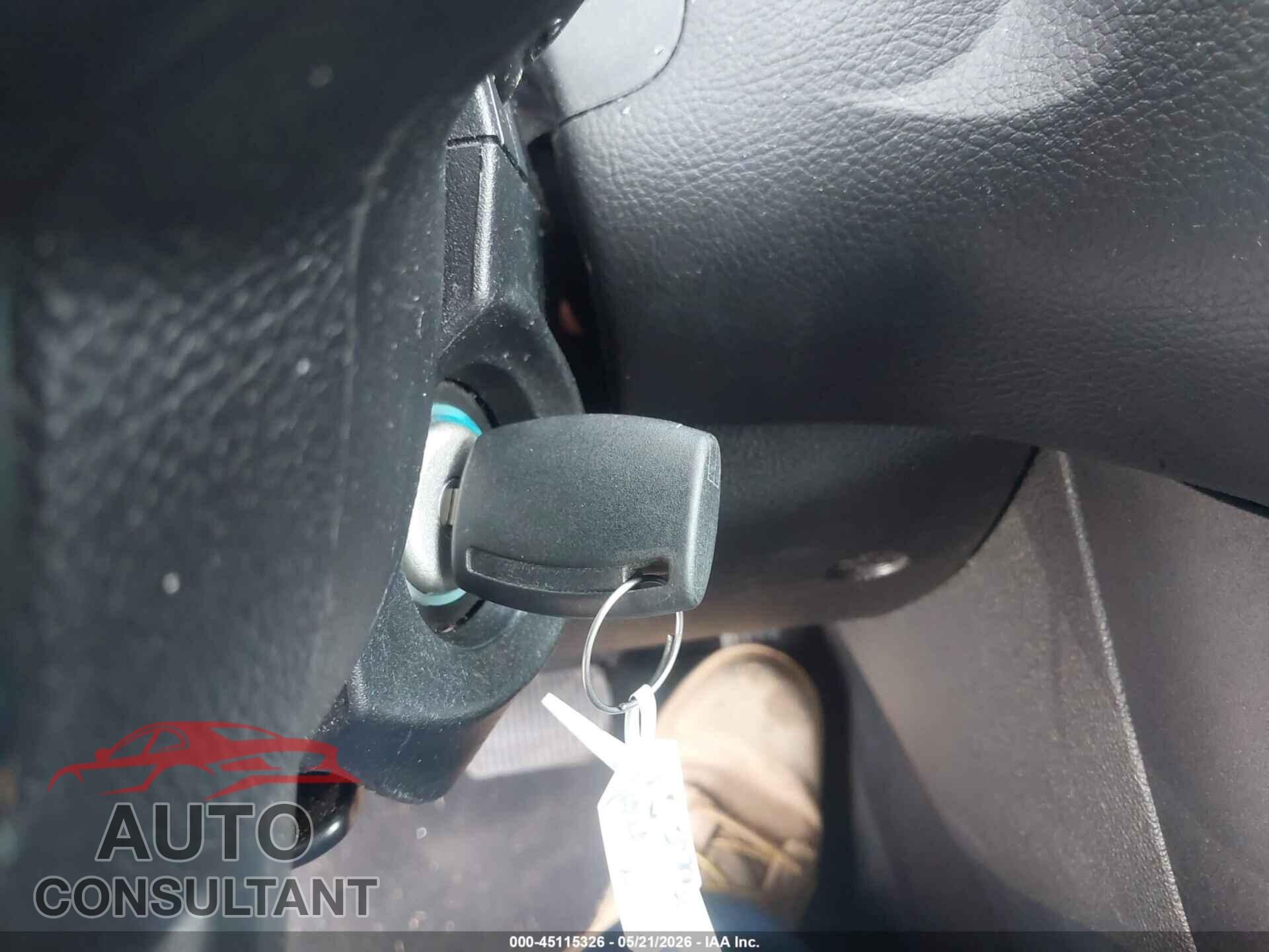 FORD FOCUS 2017 - 1FADP3F24HL335544