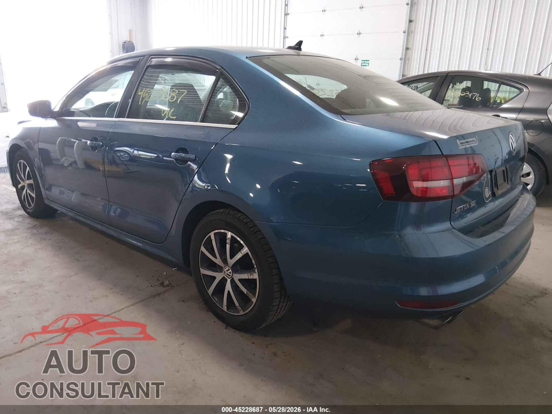VOLKSWAGEN JETTA 2017 - 3VWDB7AJ6HM394959