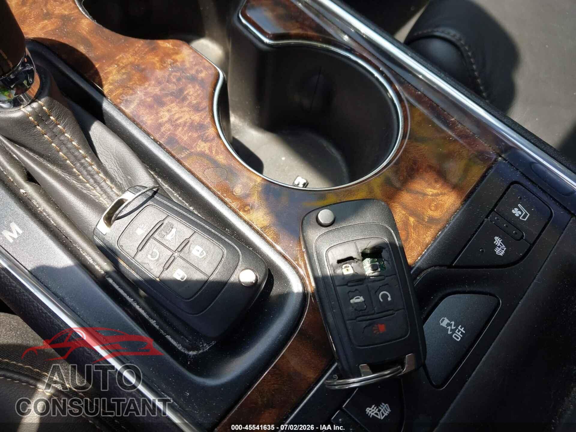 CHEVROLET IMPALA 2015 - 2G1165S30F9165982
