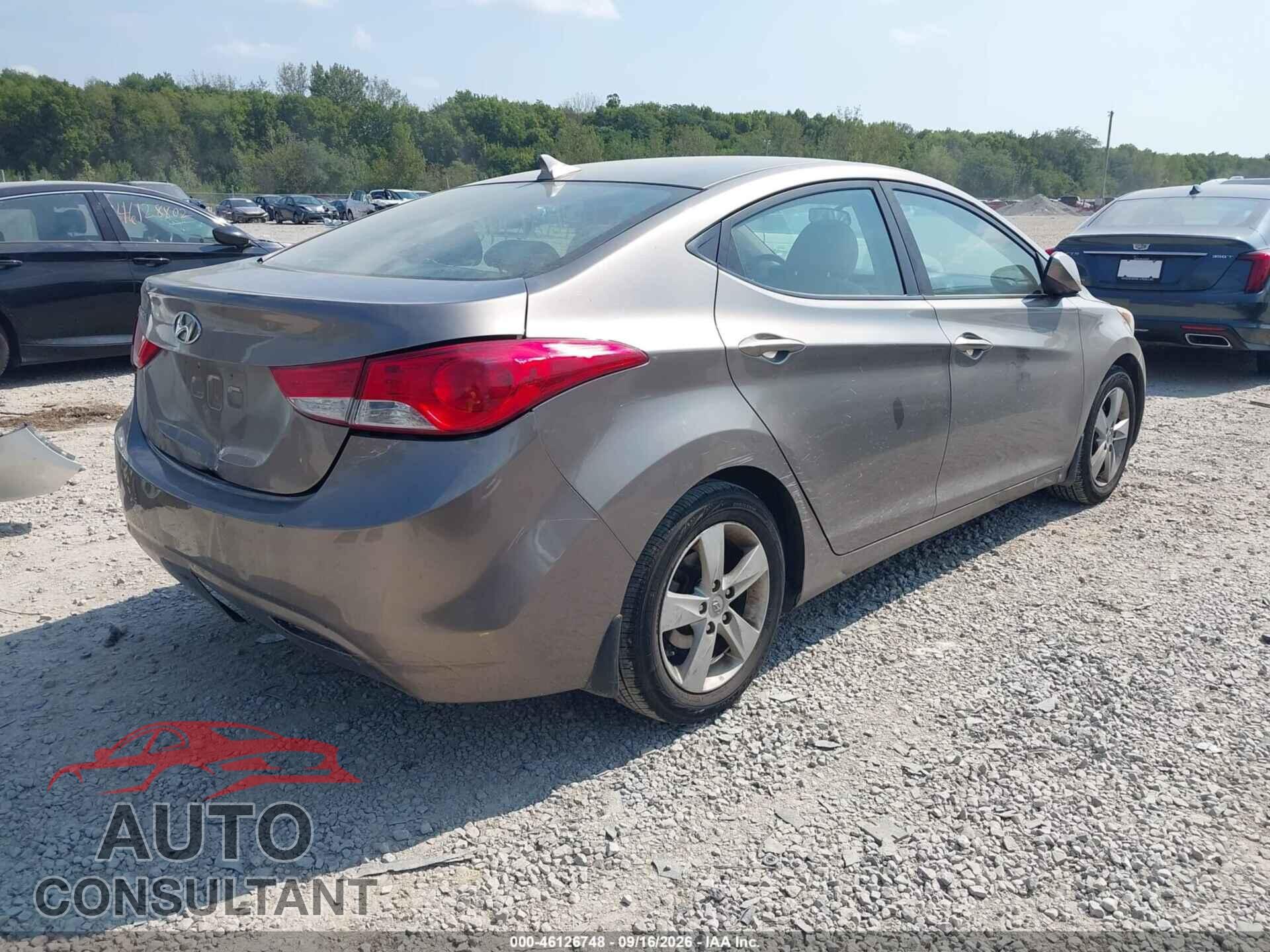 HYUNDAI ELANTRA 2013 - 5NPDH4AE1DH398419