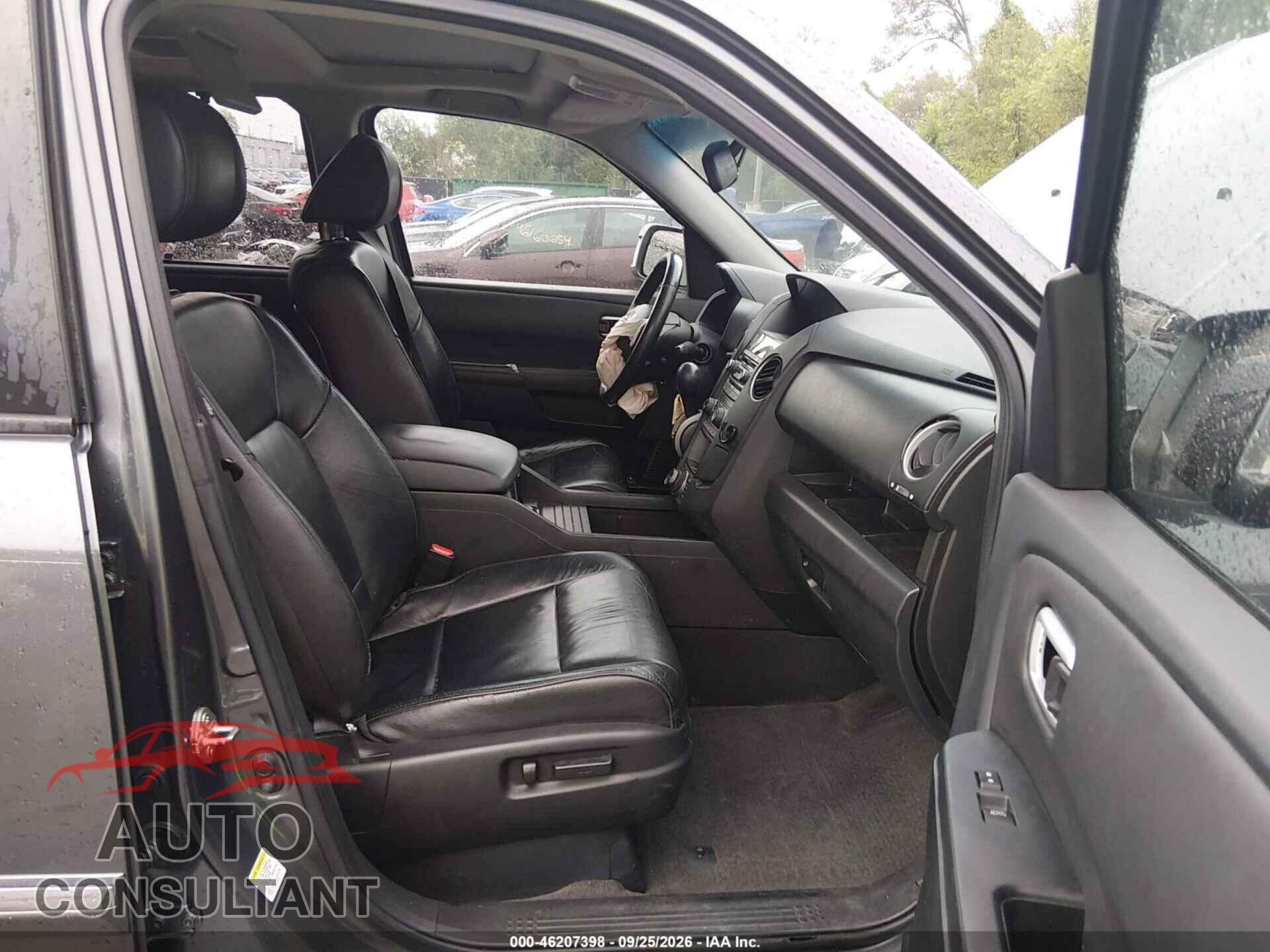 HONDA PILOT 2012 - 5FNYF3H97CB024307
