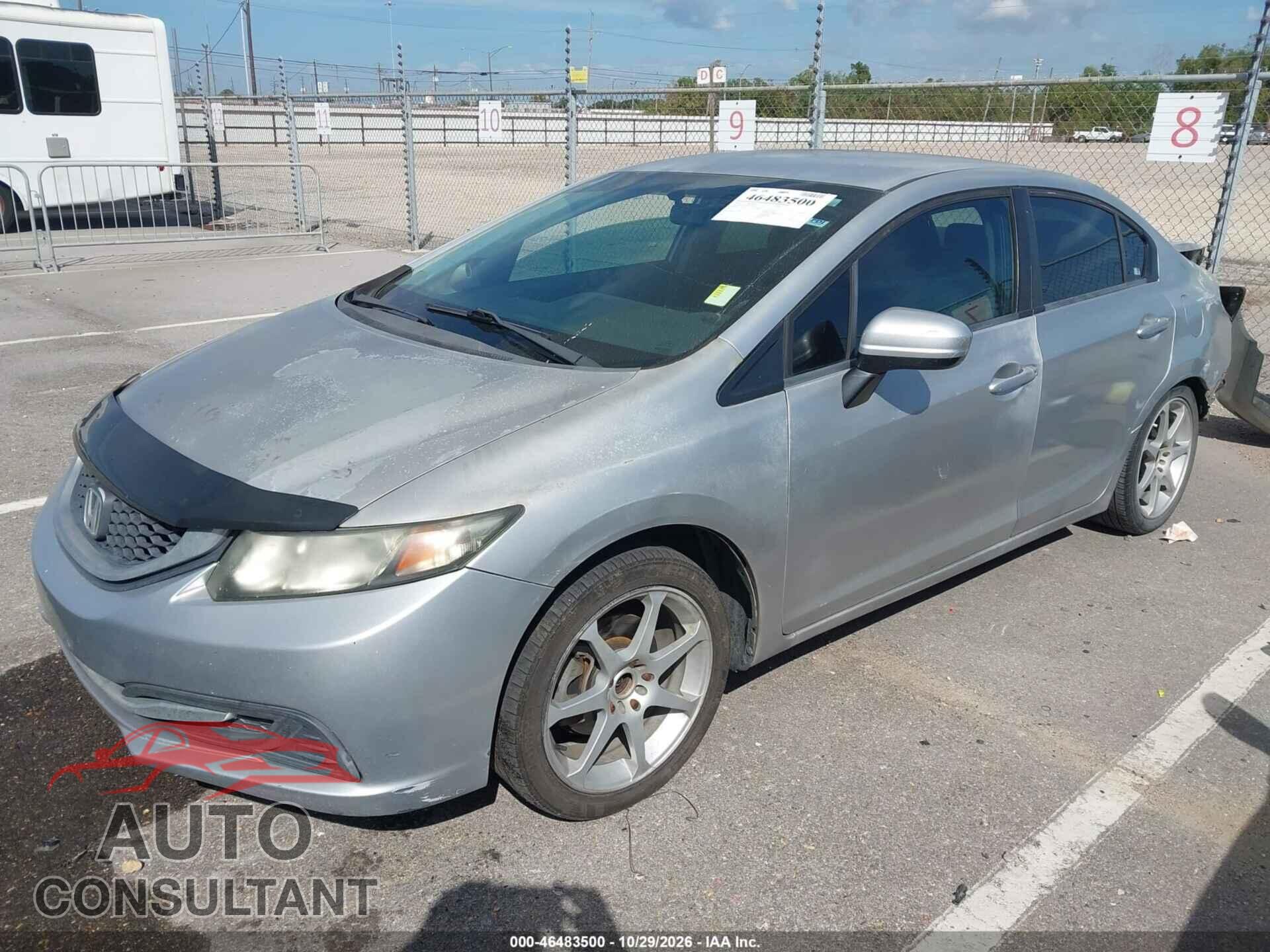 HONDA CIVIC 2015 - 2HGFB2F70FH550809