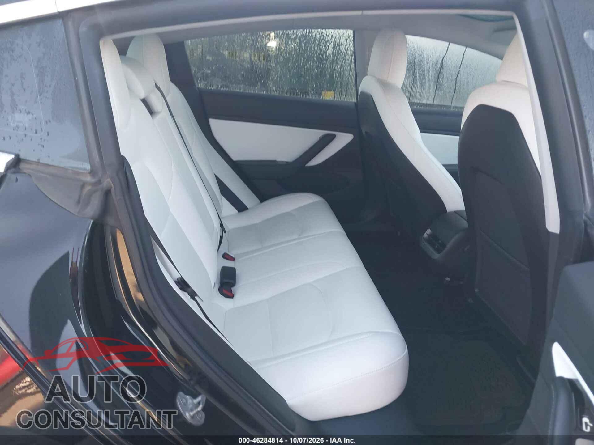 TESLA MODEL 3 2019 - 5YJ3E1EB9KF437787