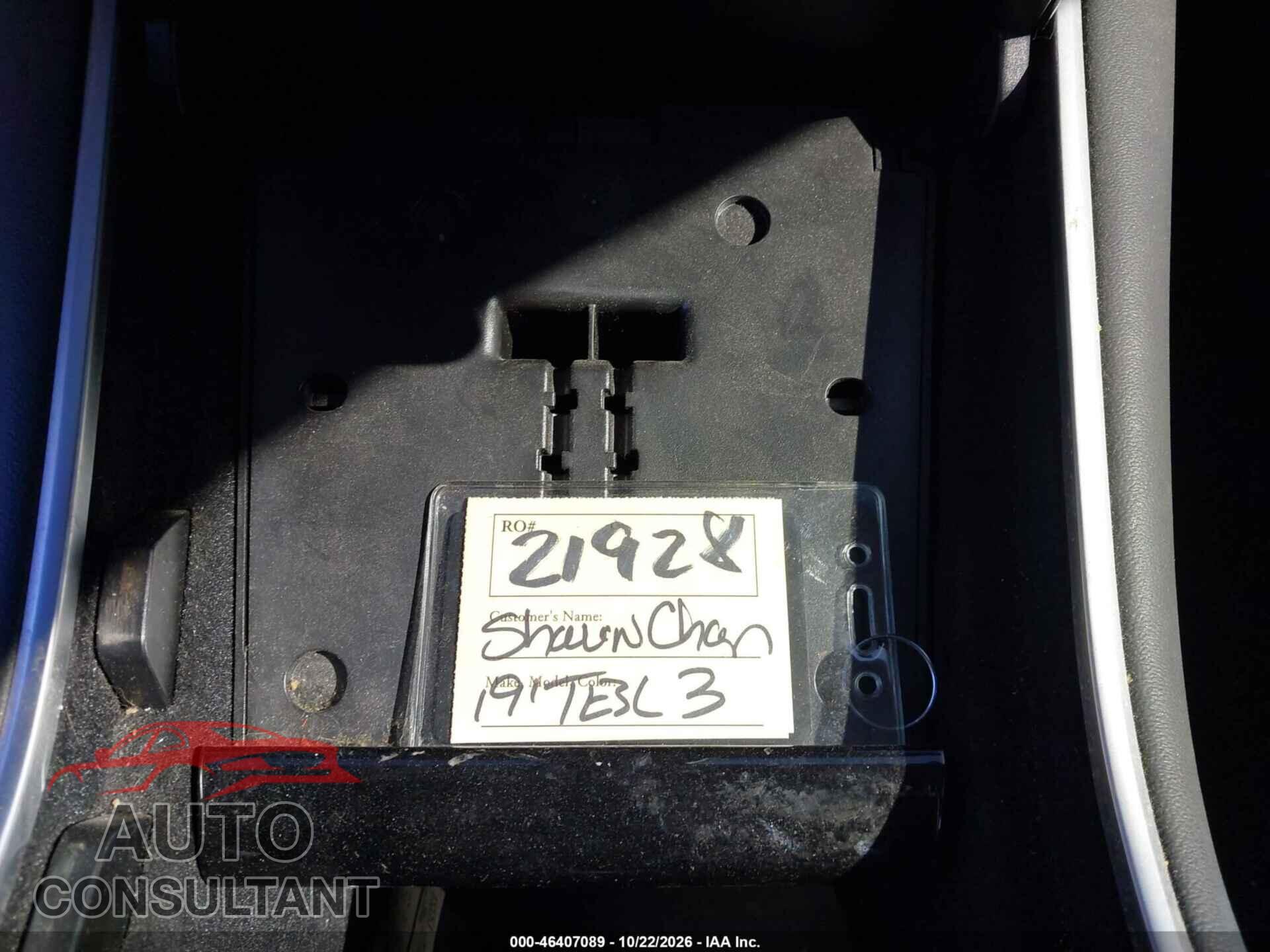 TESLA MODEL 3 2019 - 5YJ3E1EB4KF481292