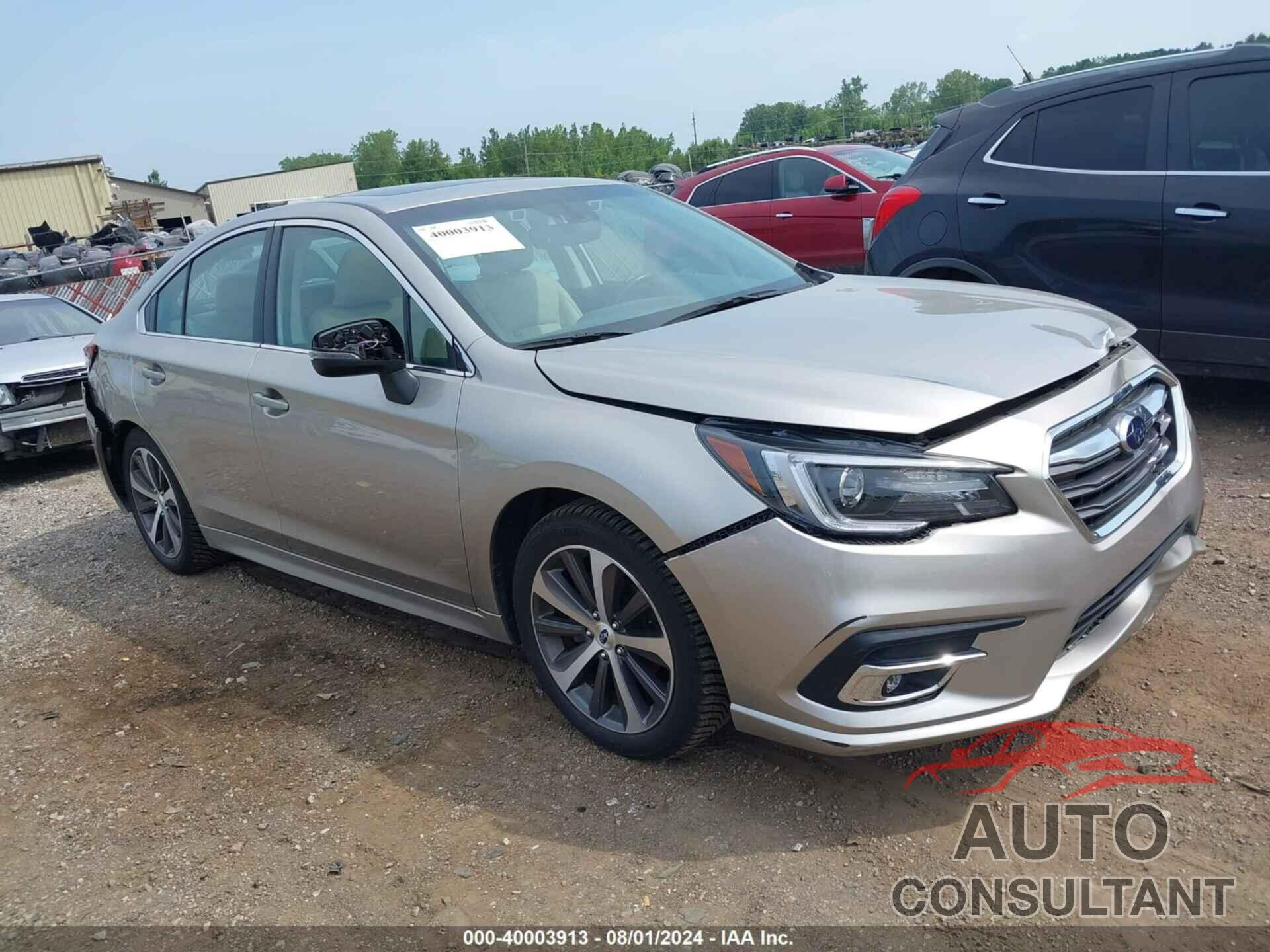 SUBARU LEGACY 2018 - 4S3BNAN63J3045821