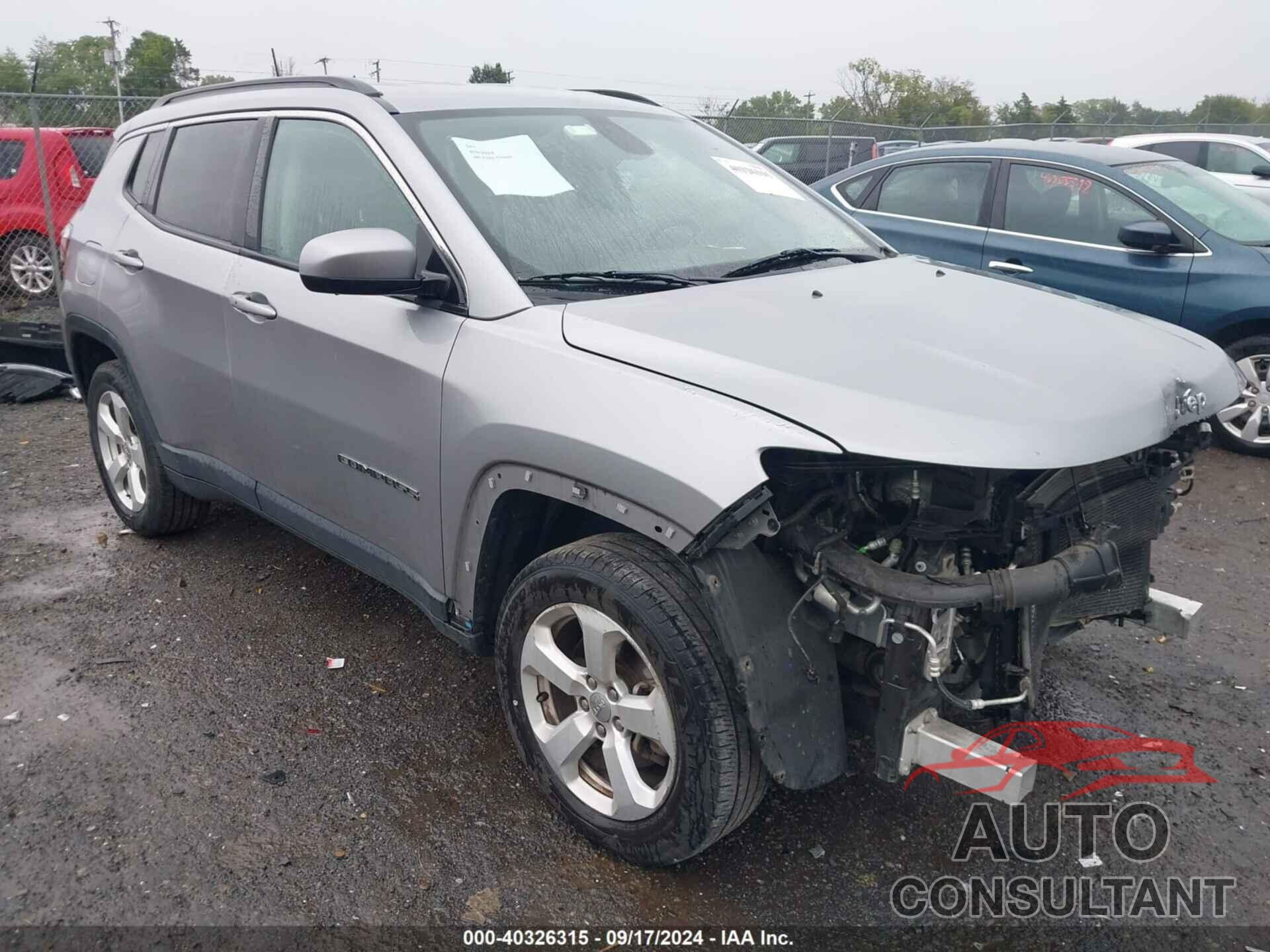 JEEP COMPASS 2018 - 3C4NJDBB4JT262410