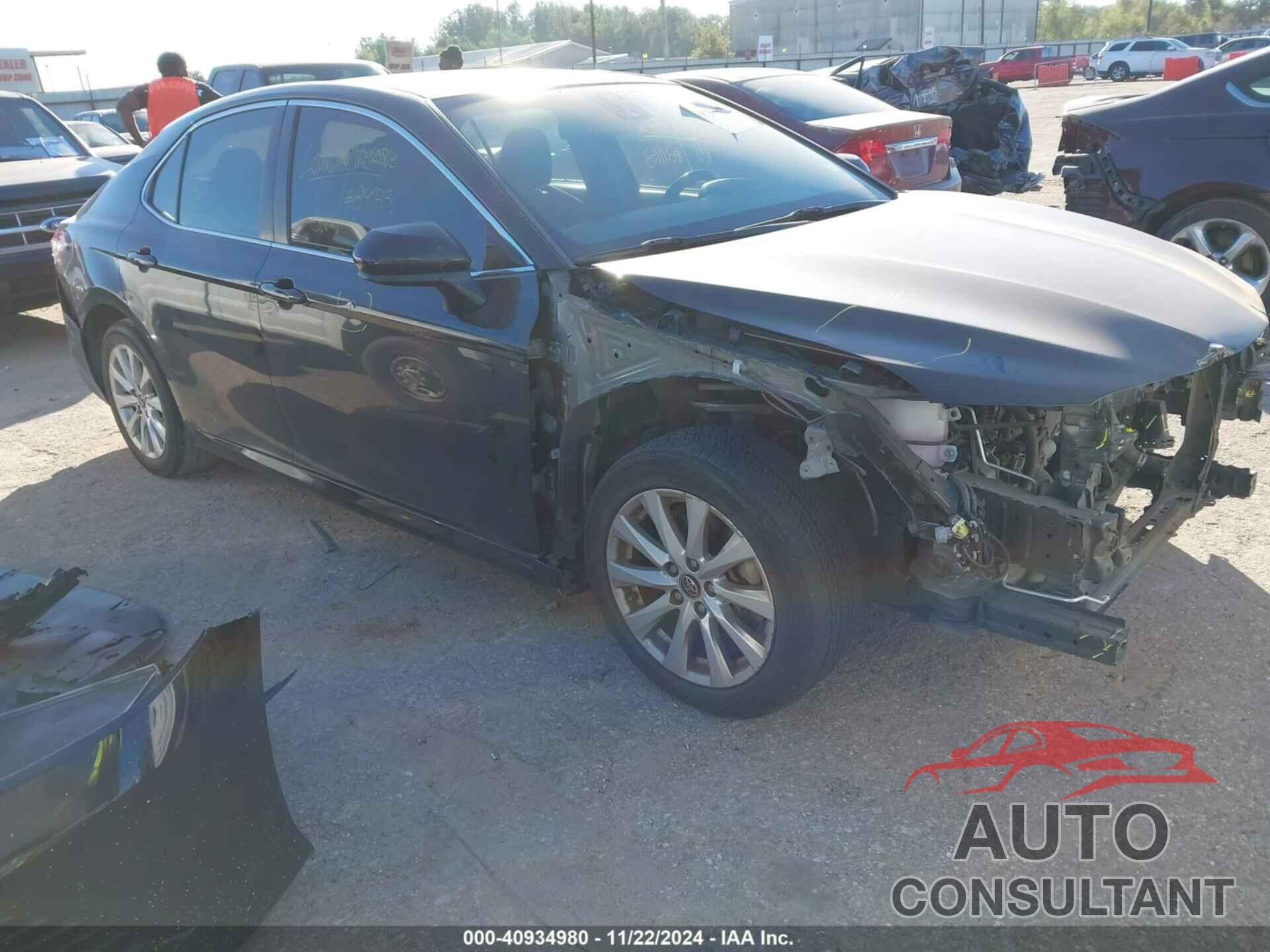 TOYOTA CAMRY 2018 - JTNB11HK8J3028898