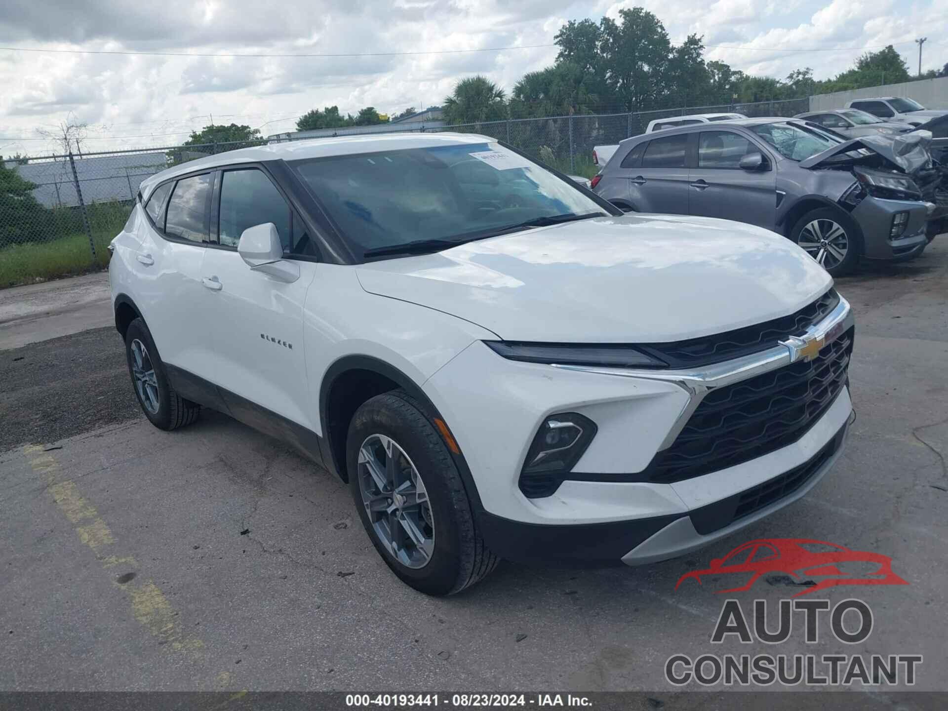 CHEVROLET BLAZER 2023 - 3GNKBCR42PS116403