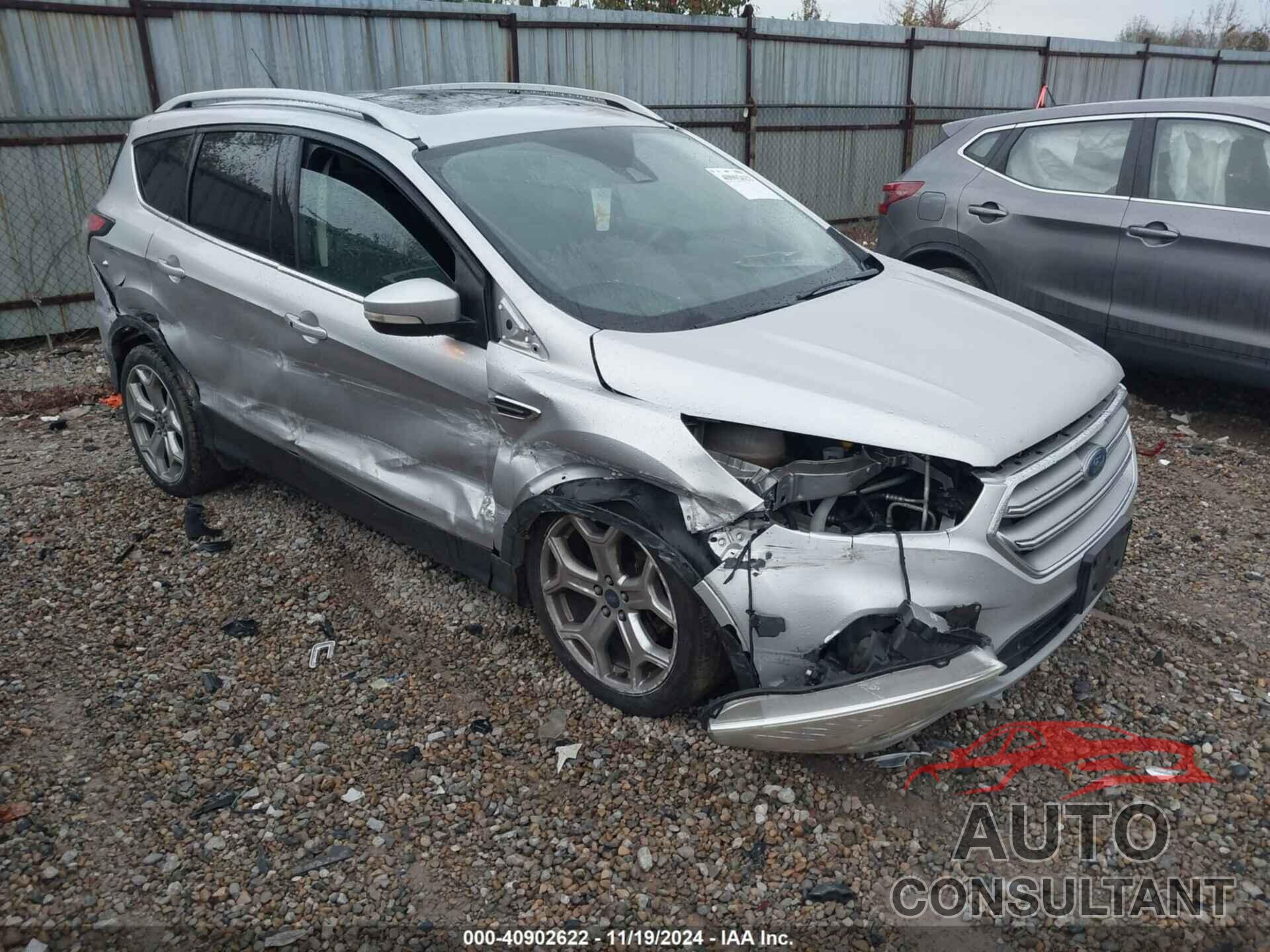 FORD ESCAPE 2017 - 1FMCU9J97HUA97927