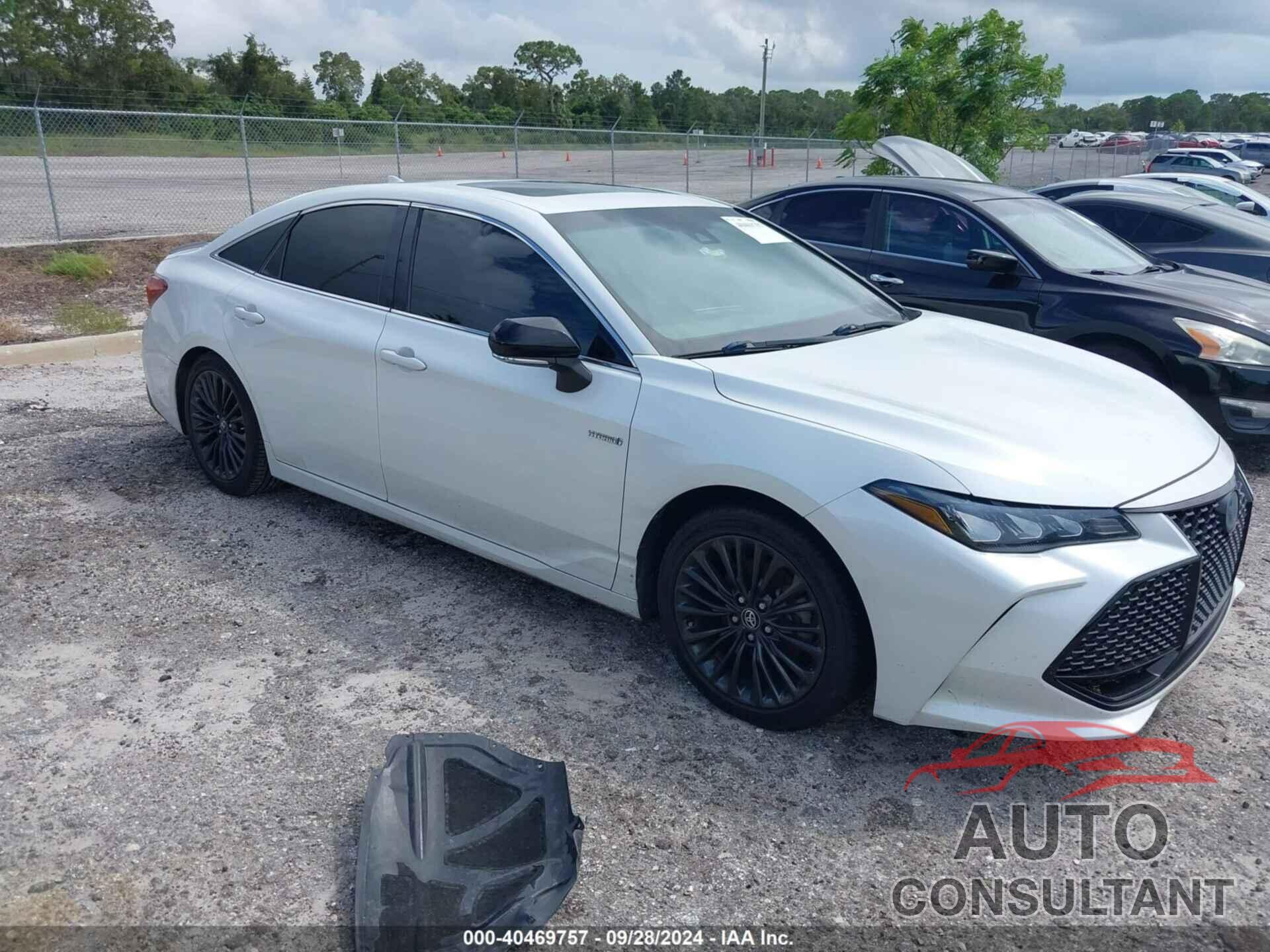 TOYOTA AVALON HYBRID 2020 - 4T1E21FB1LU016795