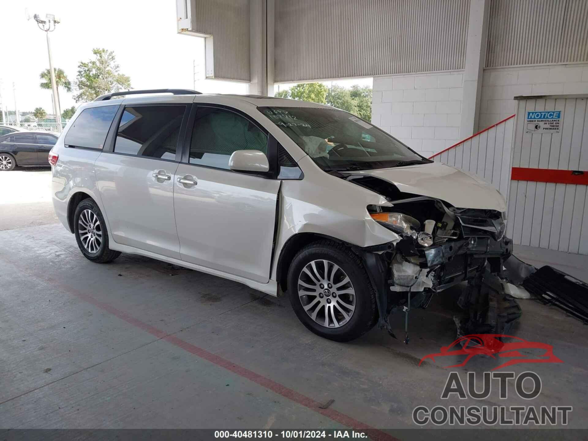 TOYOTA SIENNA 2018 - 5TDYZ3DC5JS961402