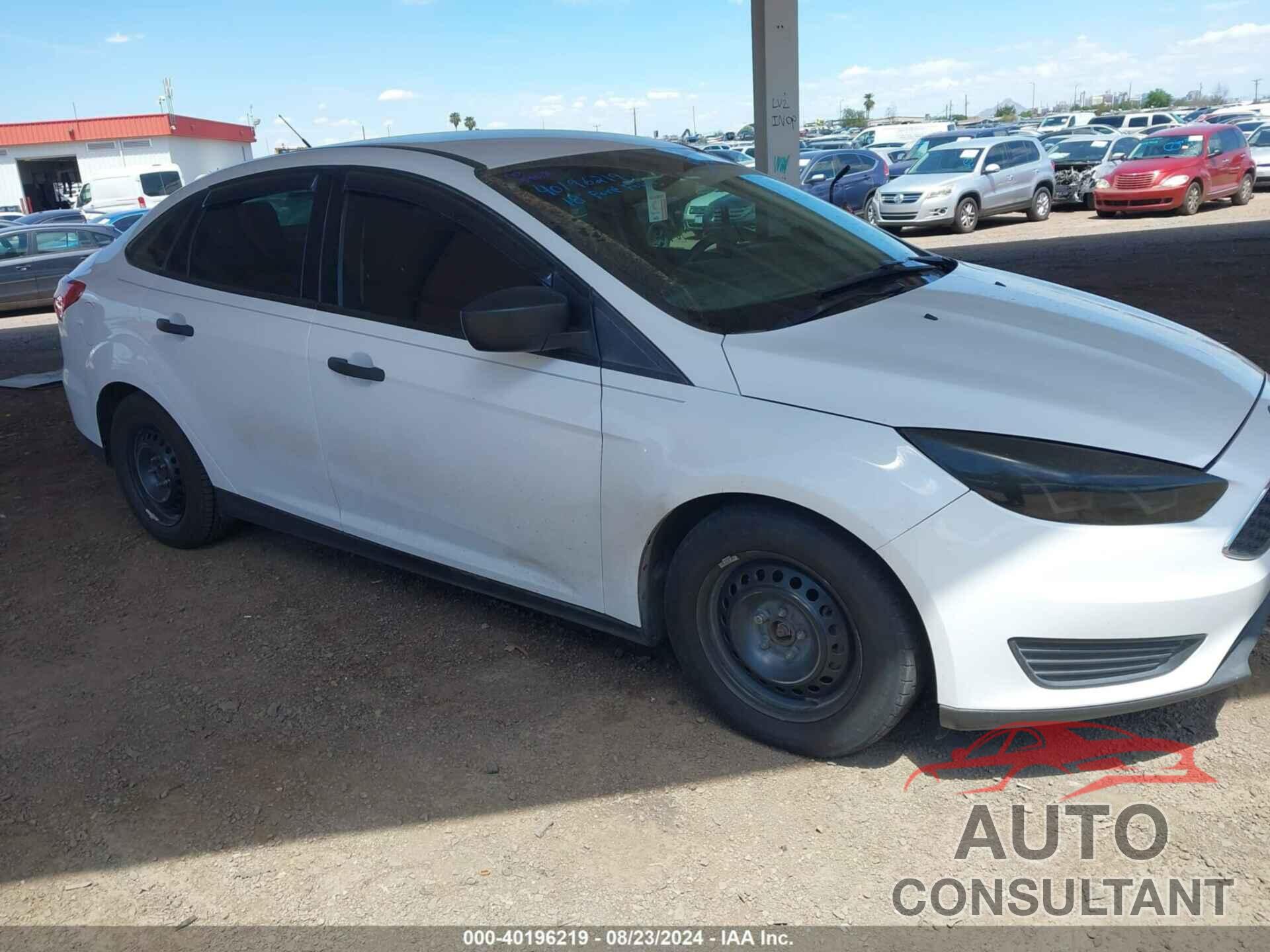 FORD FOCUS 2018 - 1FADP3E26JL205370