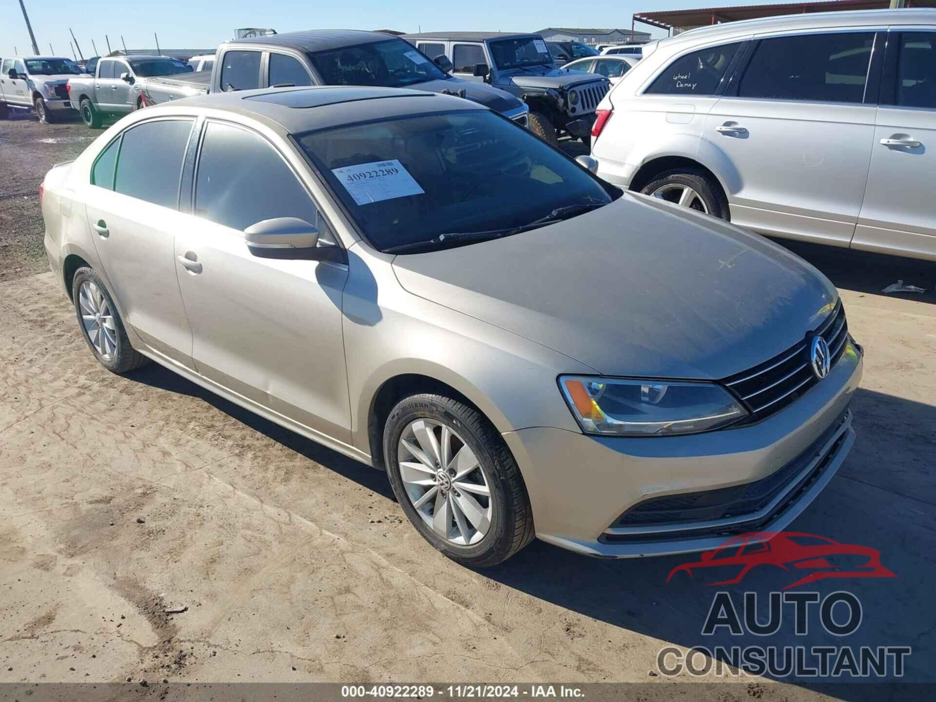 VOLKSWAGEN JETTA 2015 - 3VWD17AJ8FM255593