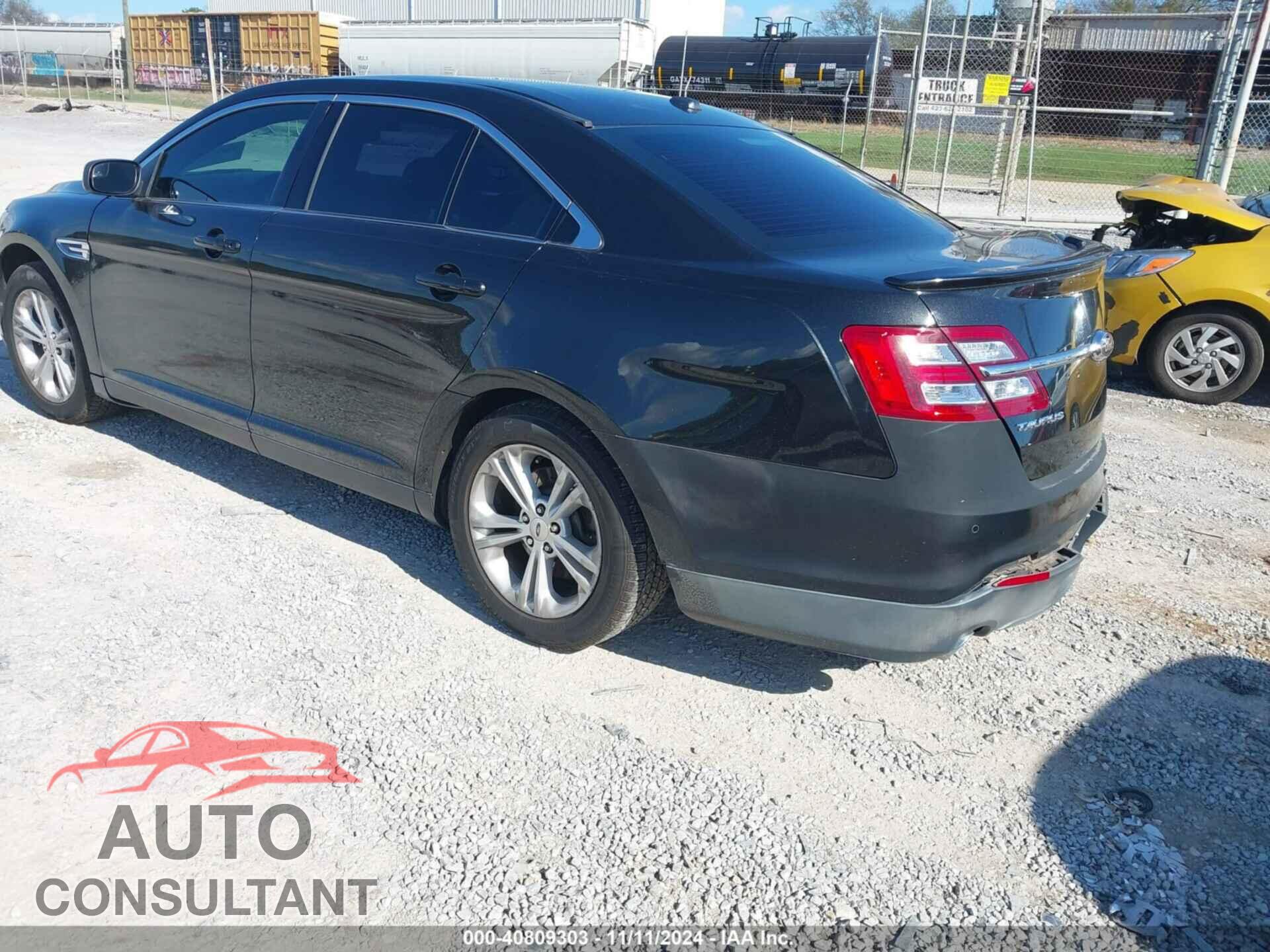 FORD TAURUS 2015 - 1FAHP2E87FG135149