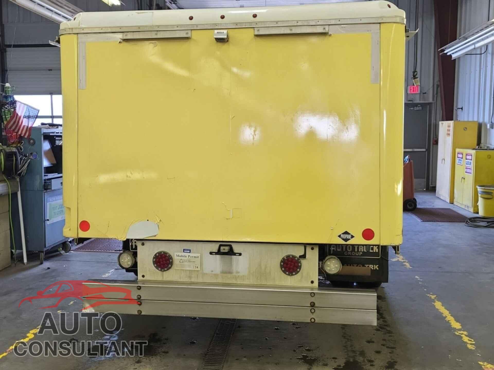 FORD ECONOLINE 2017 - 1FDXE4FS7HDC68608