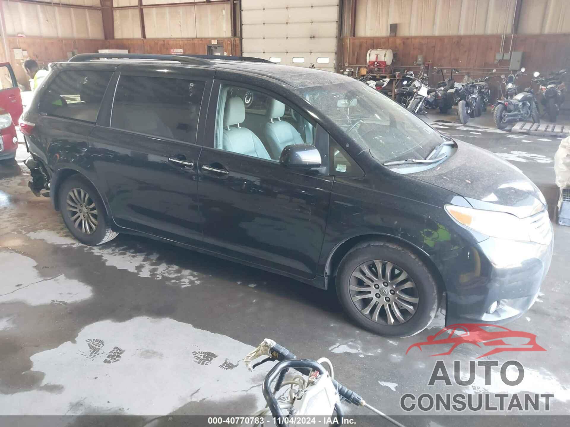 TOYOTA SIENNA 2015 - 5TDYK3DC2FS527918