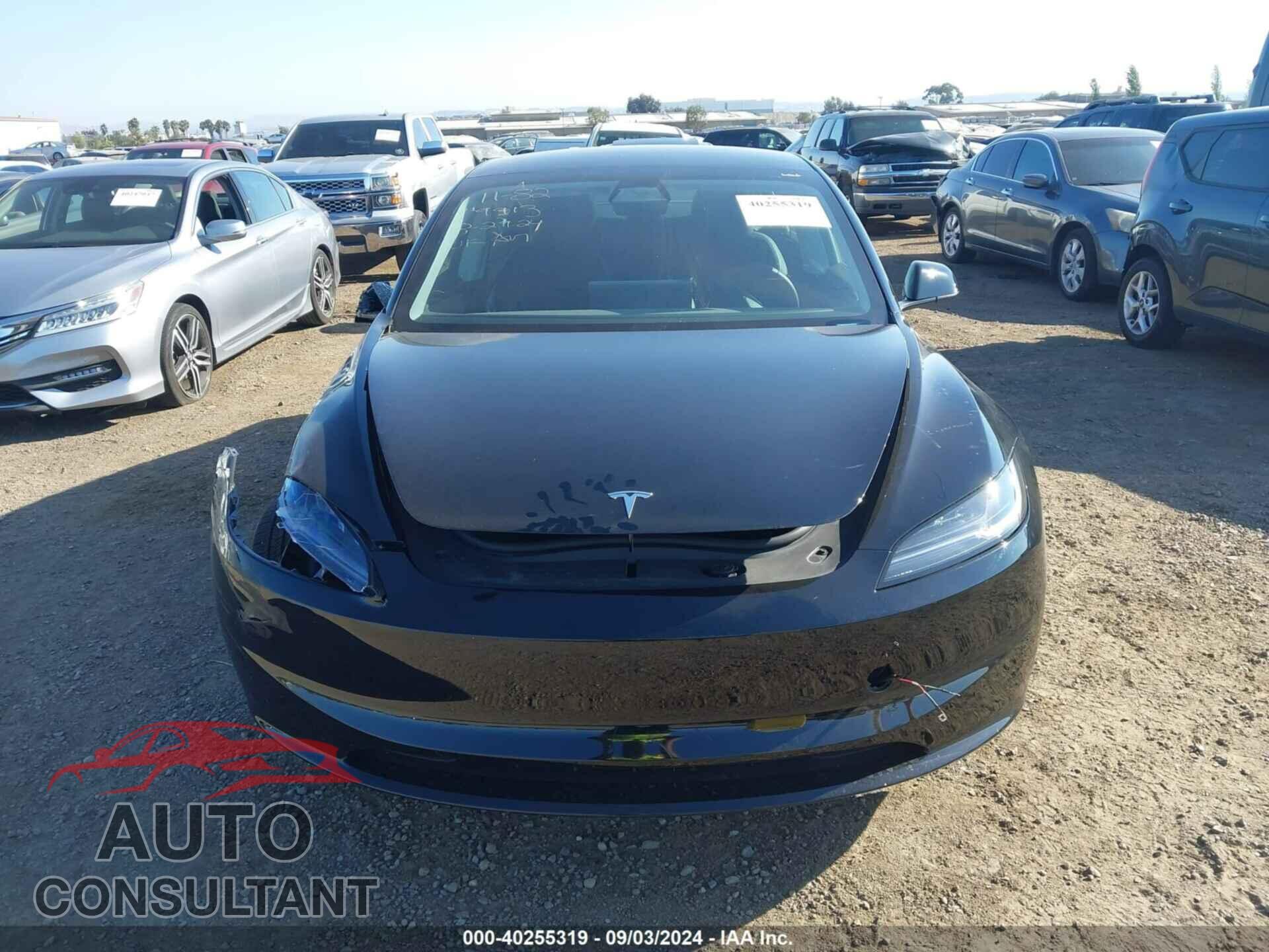 TESLA MODEL 3 2024 - 5YJ3E1EA6RF739913