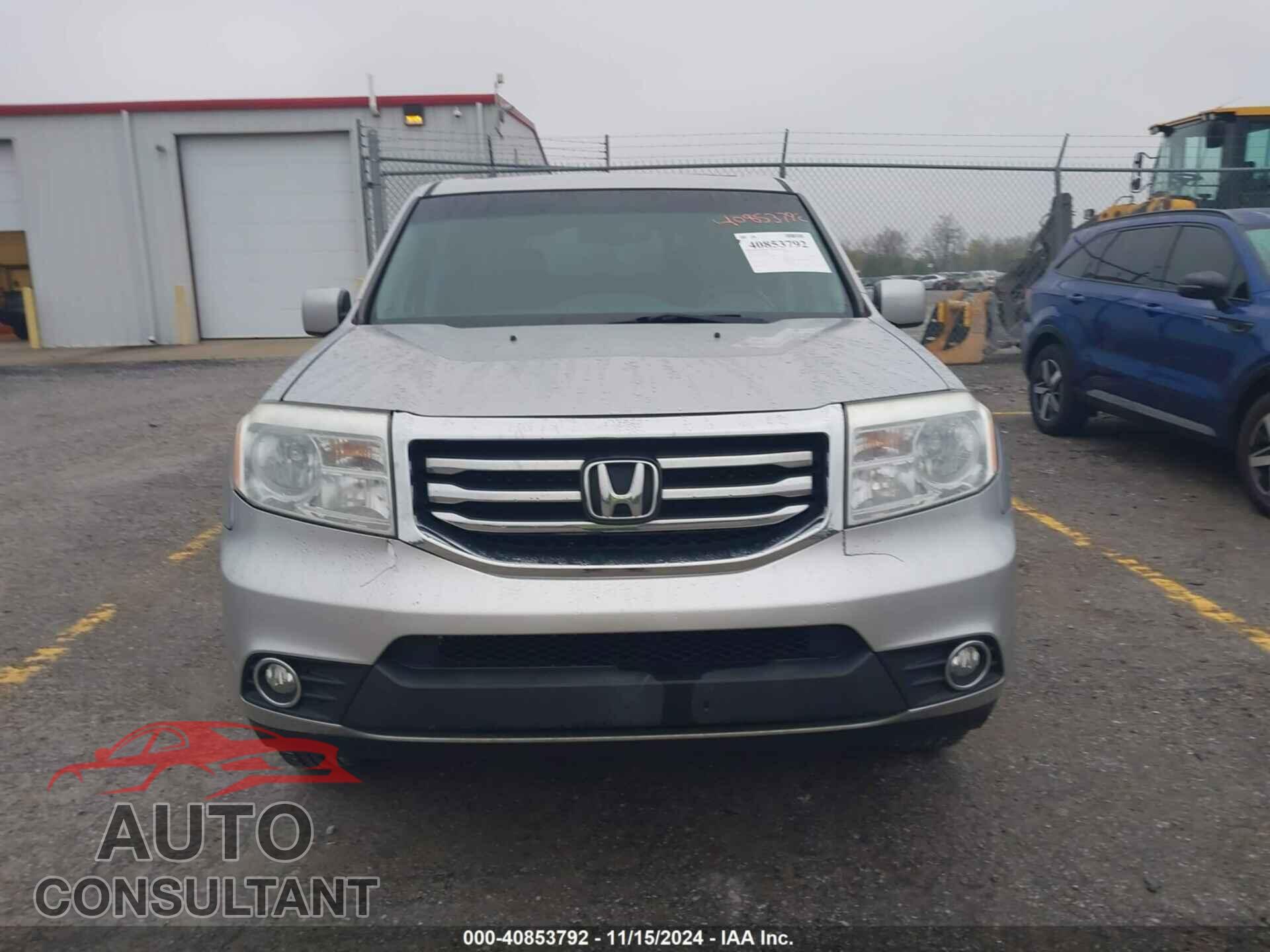 HONDA PILOT 2012 - 5FNYF3H66CB005561