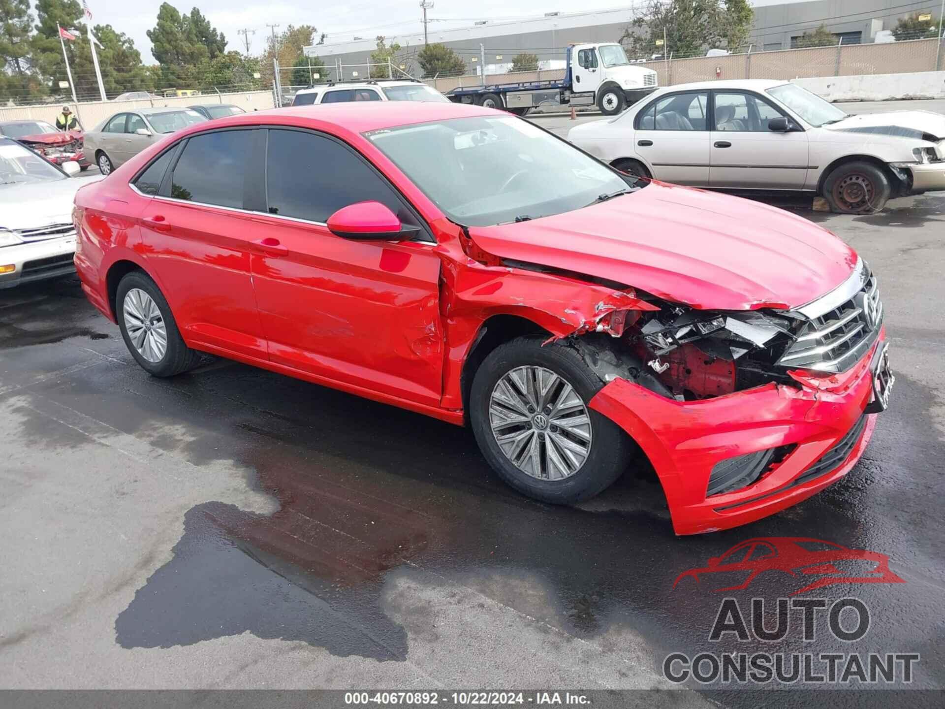 VOLKSWAGEN JETTA 2019 - 3VWC57BU5KM031748