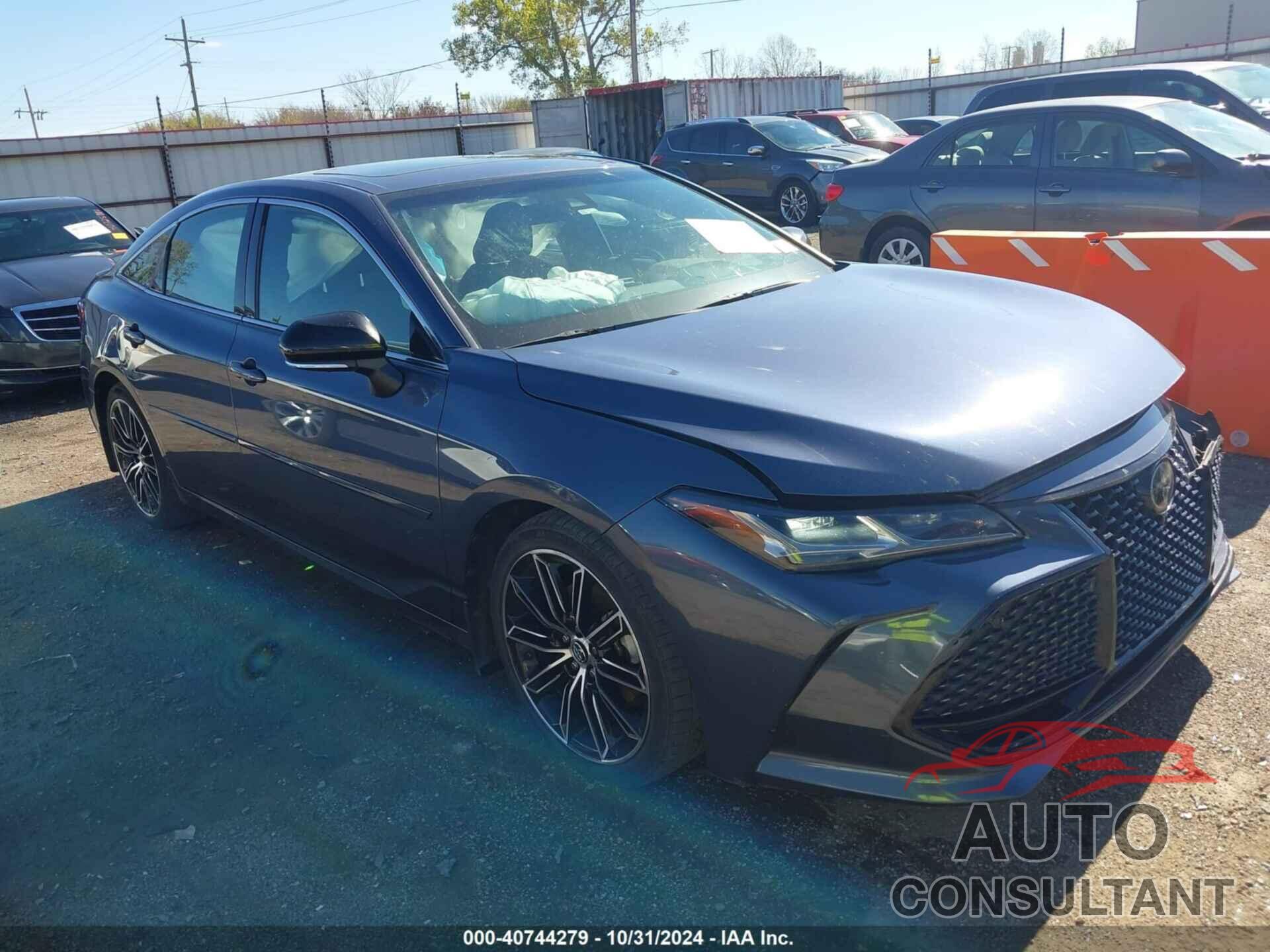 TOYOTA AVALON 2019 - 4T1BZ1FB5KU030583