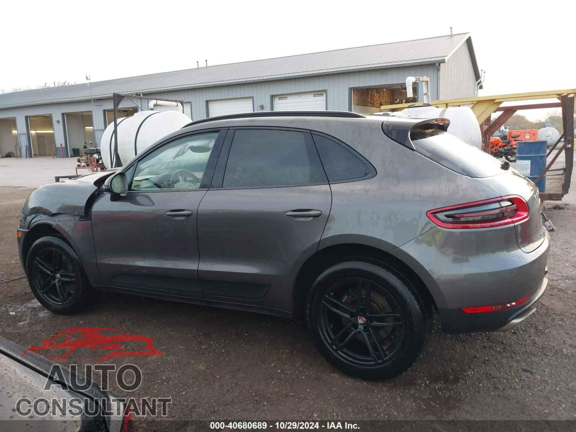 PORSCHE MACAN 2017 - WP1AA2A53HLB08984