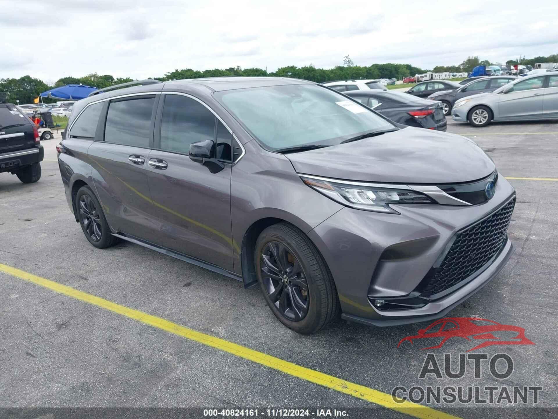 TOYOTA SIENNA 2022 - 5TDXRKEC0NS089723