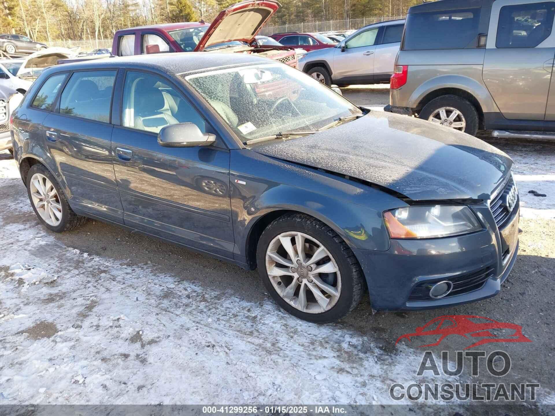 AUDI A3 2012 - WAUBJAFM0CA013400