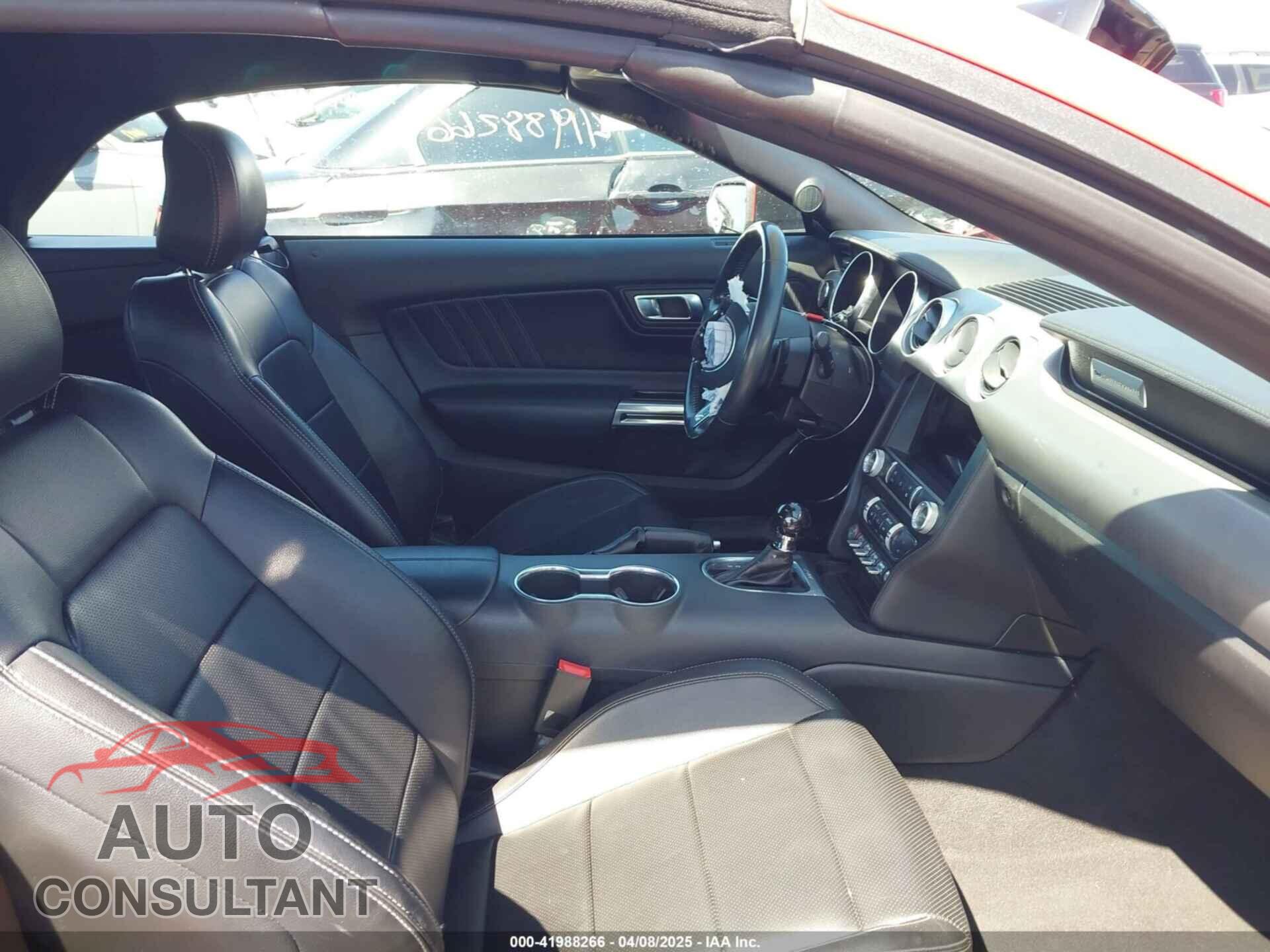 FORD MUSTANG 2021 - 1FATP8UH0M5116501