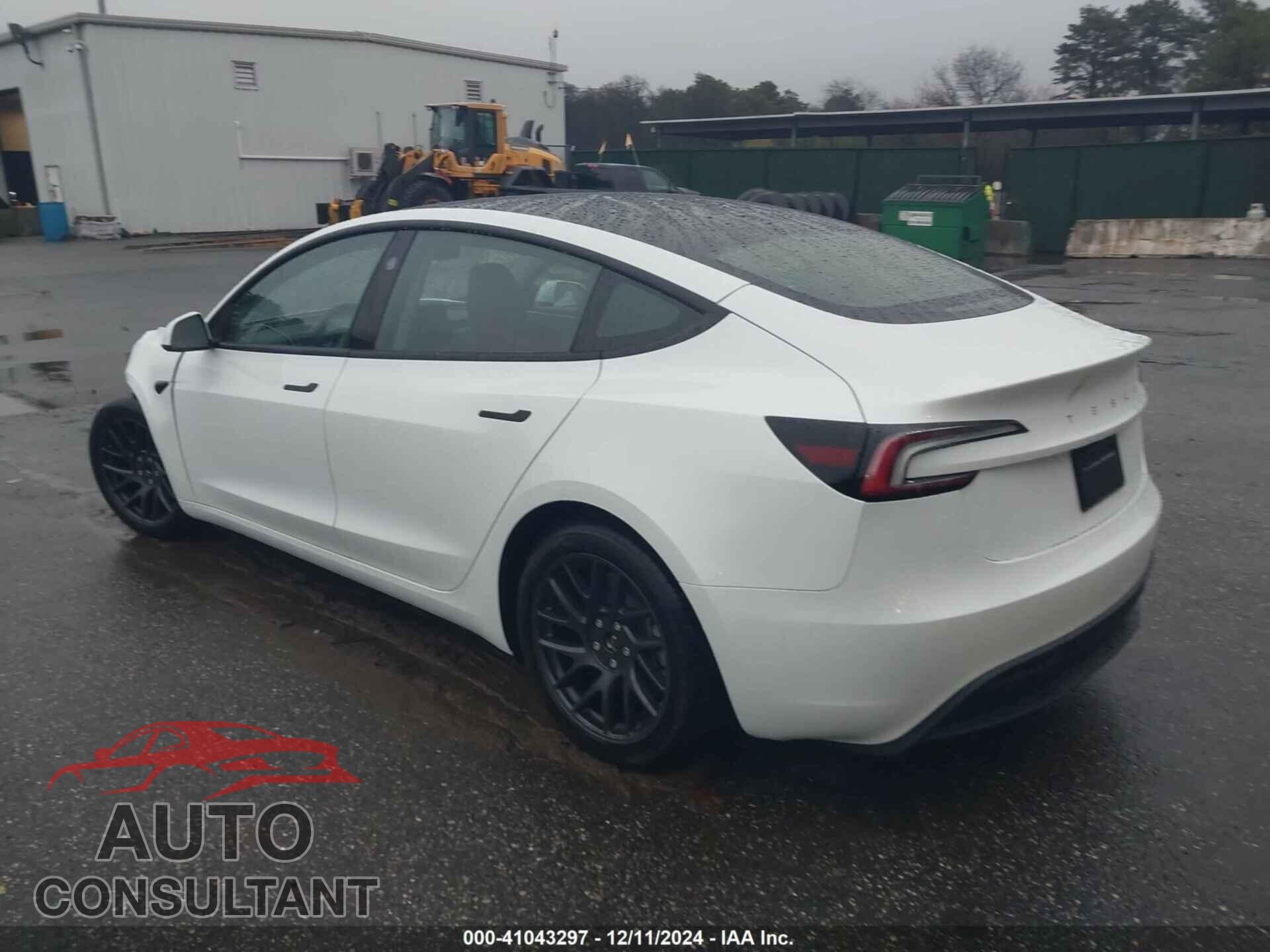 TESLA MODEL 3 2024 - 5YJ3E1EA7RF729214