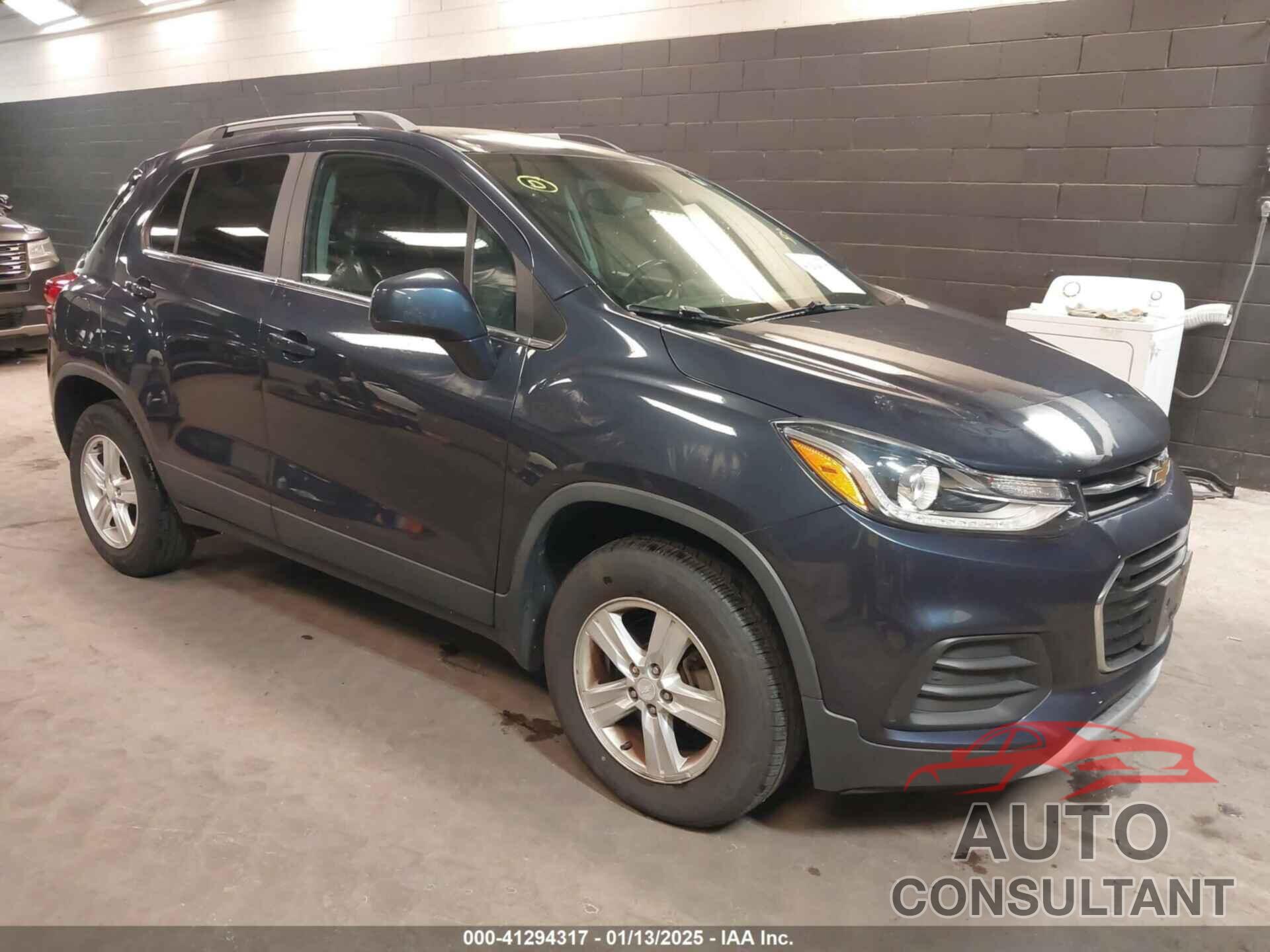 CHEVROLET TRAX 2018 - 3GNCJPSB2JL285653