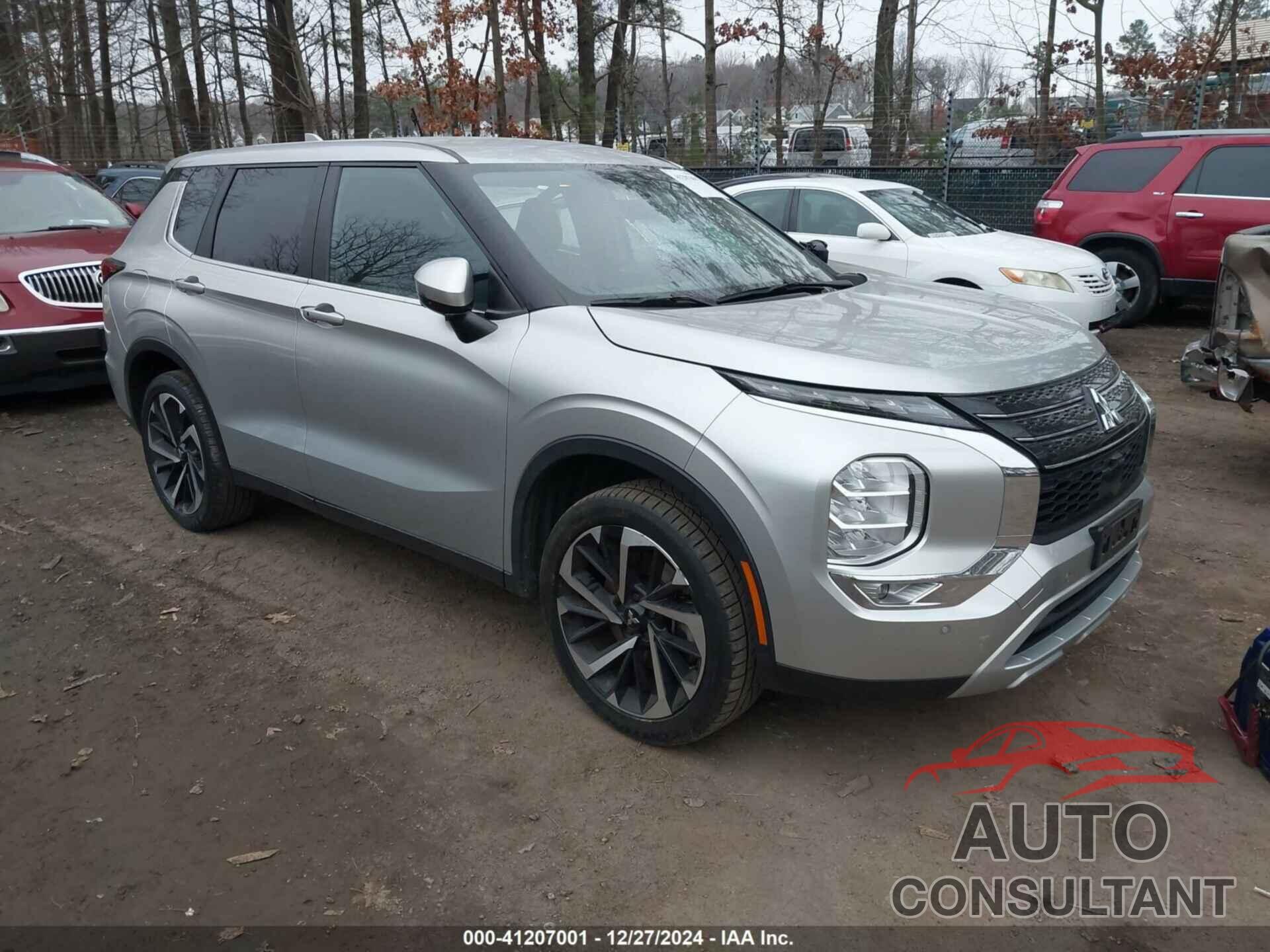 MITSUBISHI OUTLANDER 2022 - JA4J3UA81NZ025347