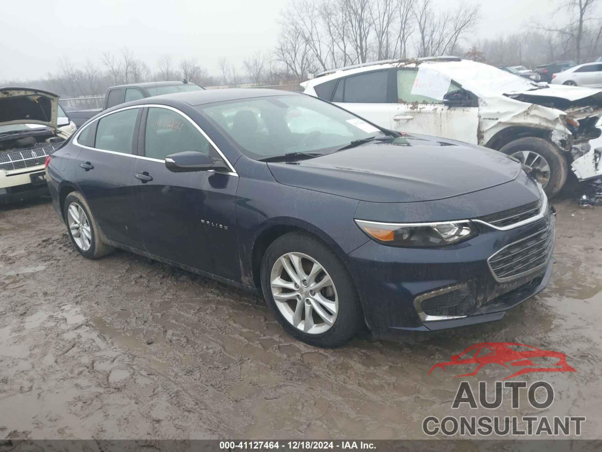 CHEVROLET MALIBU 2017 - 1G1ZE5ST1HF221301