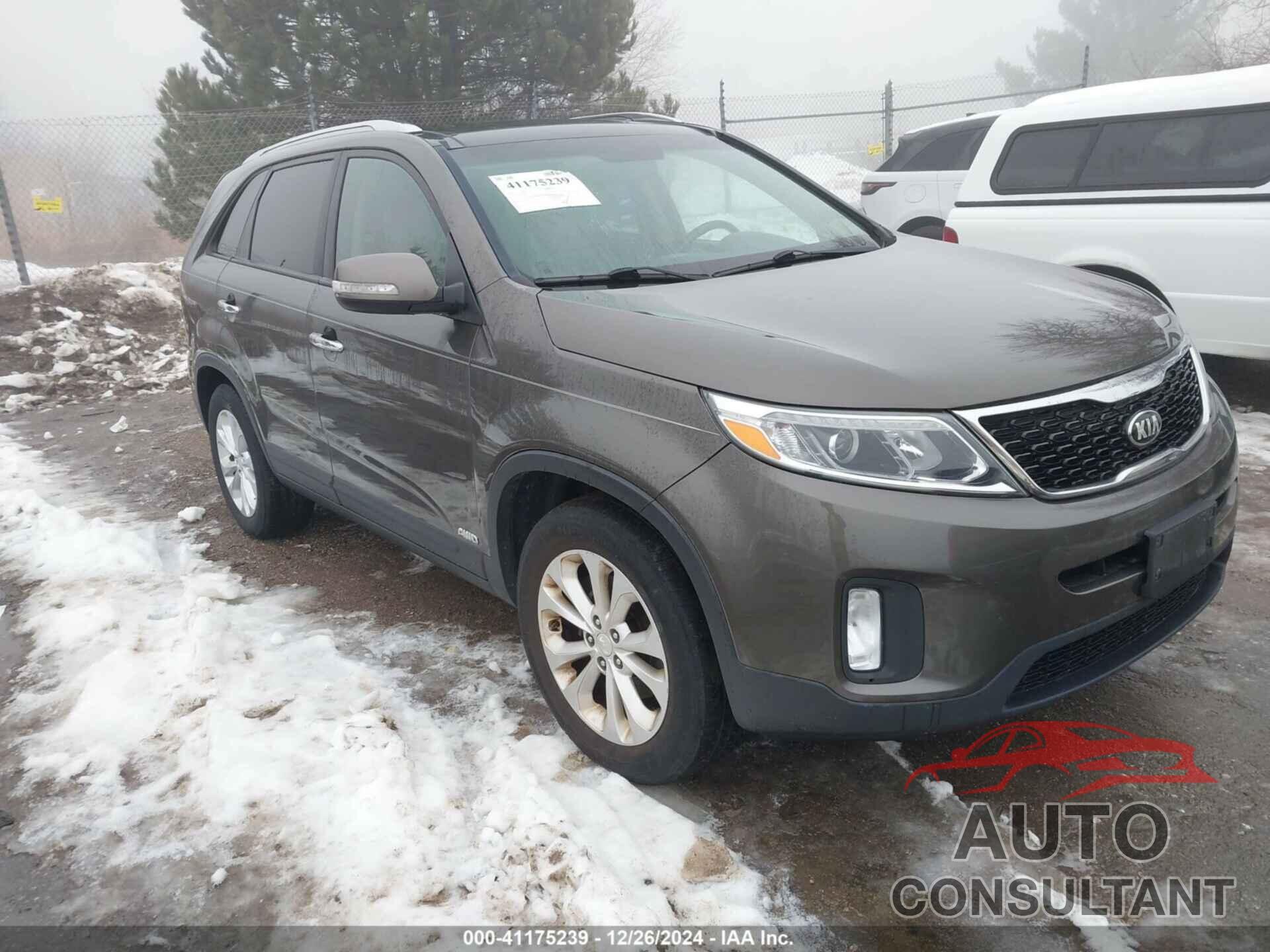KIA SORENTO 2015 - 5XYKUDA78FG614068