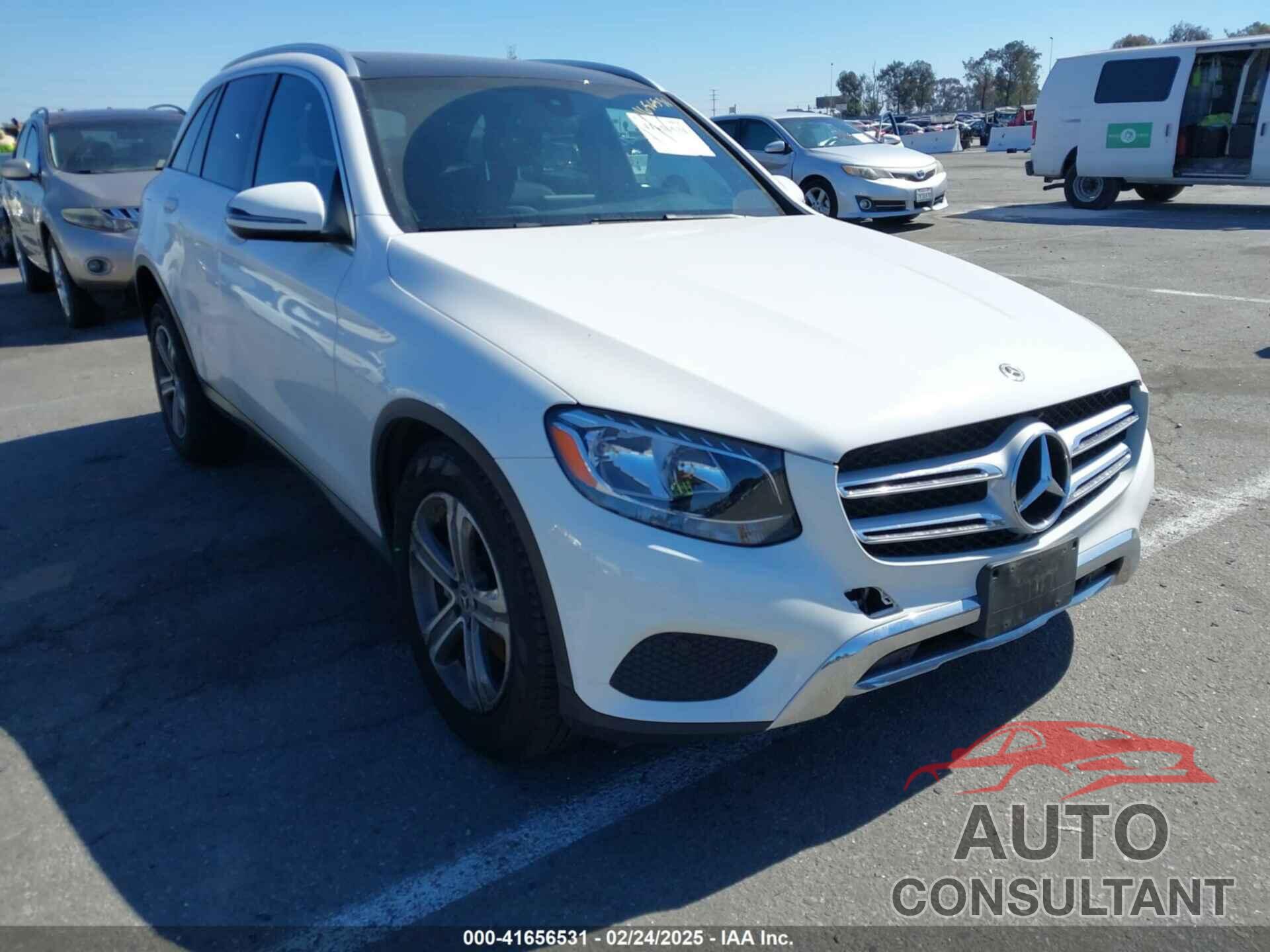 MERCEDES-BENZ GLC 300 2018 - WDC0G4JB1JV054358