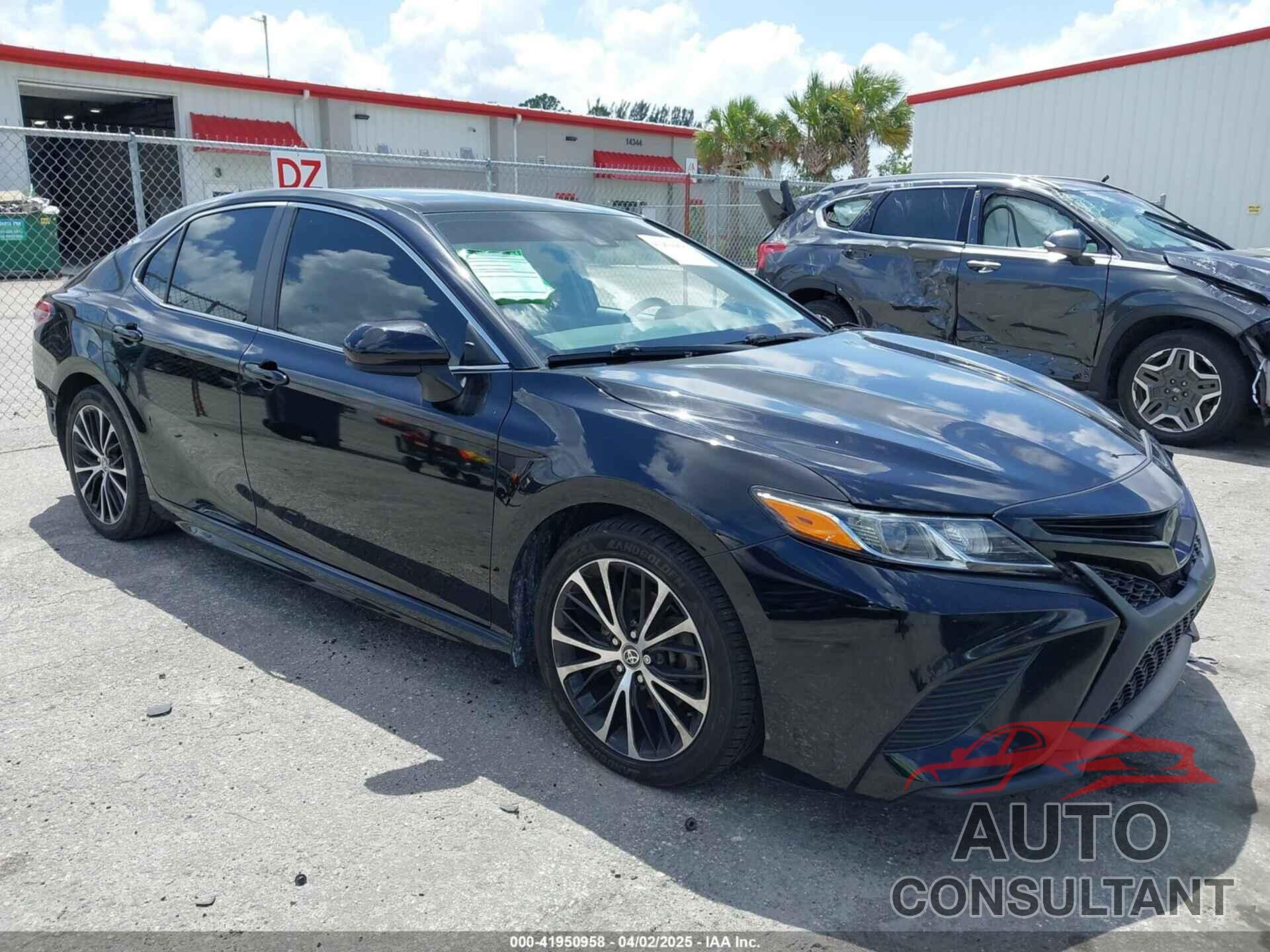 TOYOTA CAMRY 2020 - 4T1G11AK8LU961567