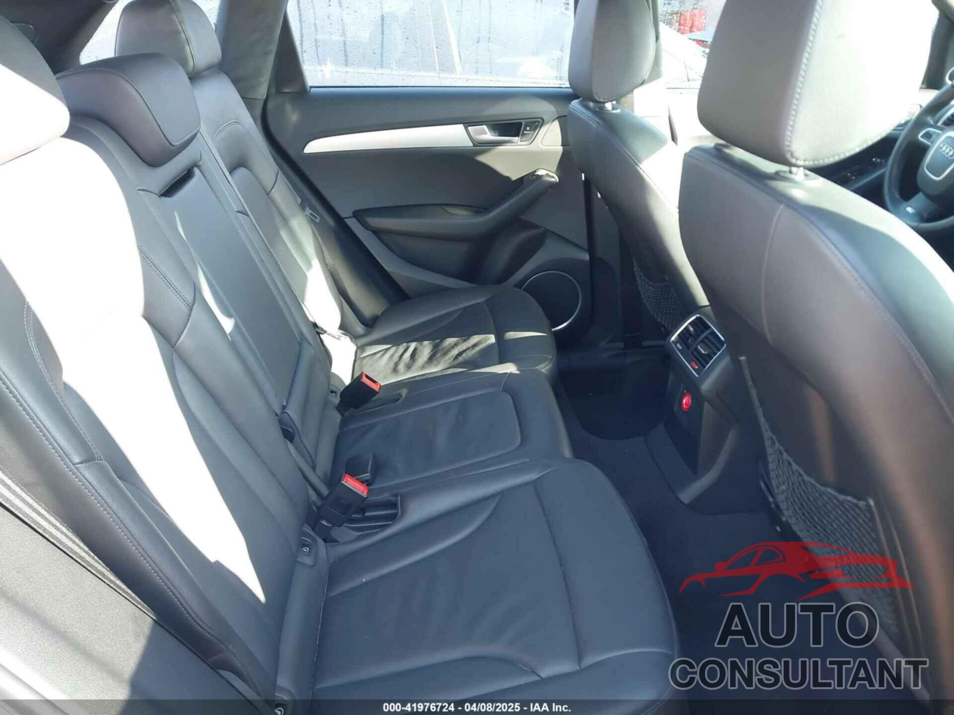 AUDI Q5 2012 - WA1DKAFP2CA009491
