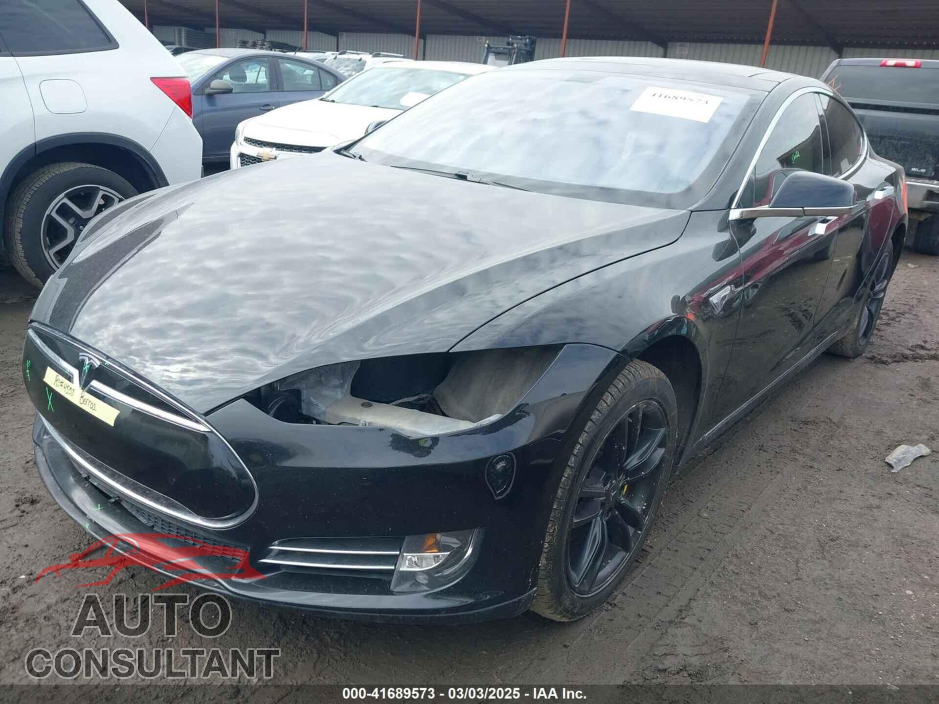 TESLA MODEL S 2013 - 5YJSA1CN9DFP04322